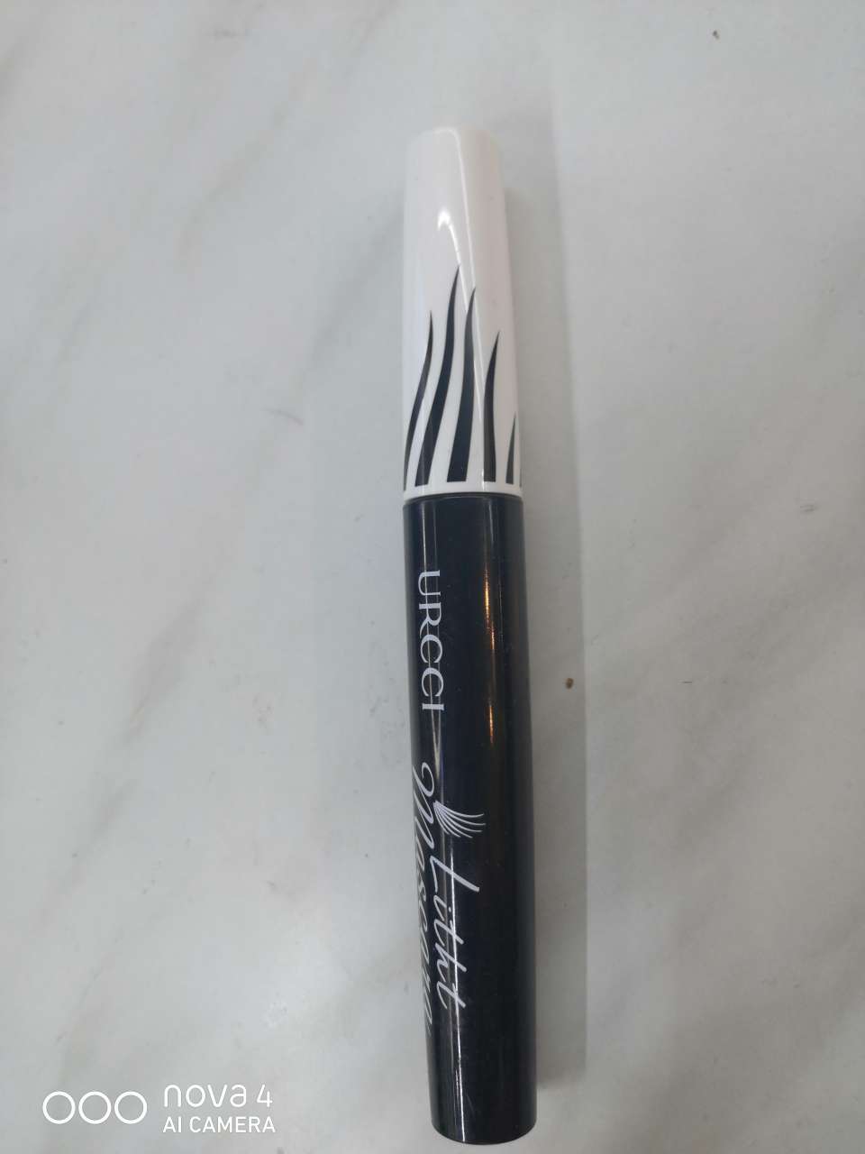 睛彩轻颜睫毛膏