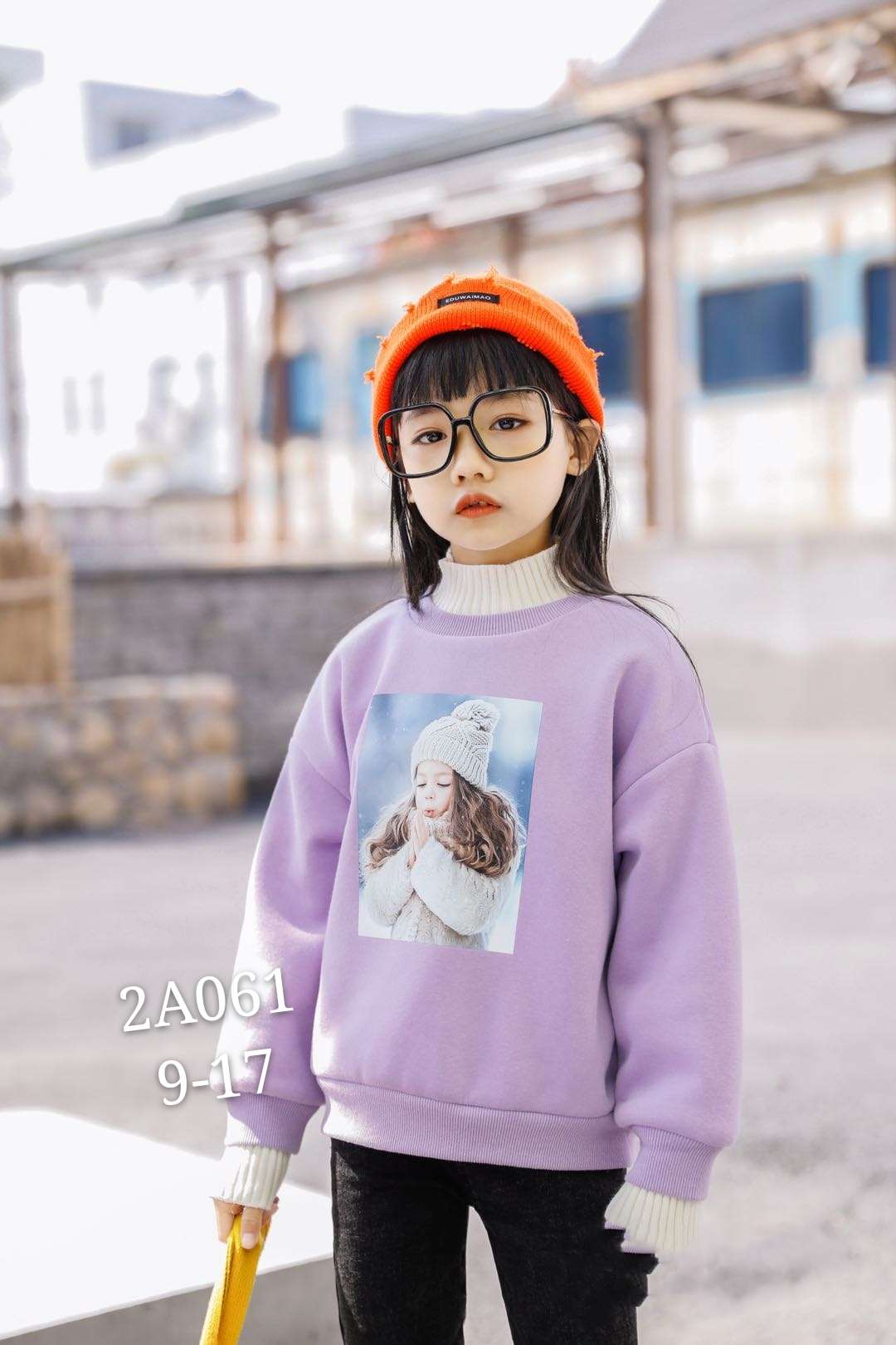 中童一体卫衣细节图