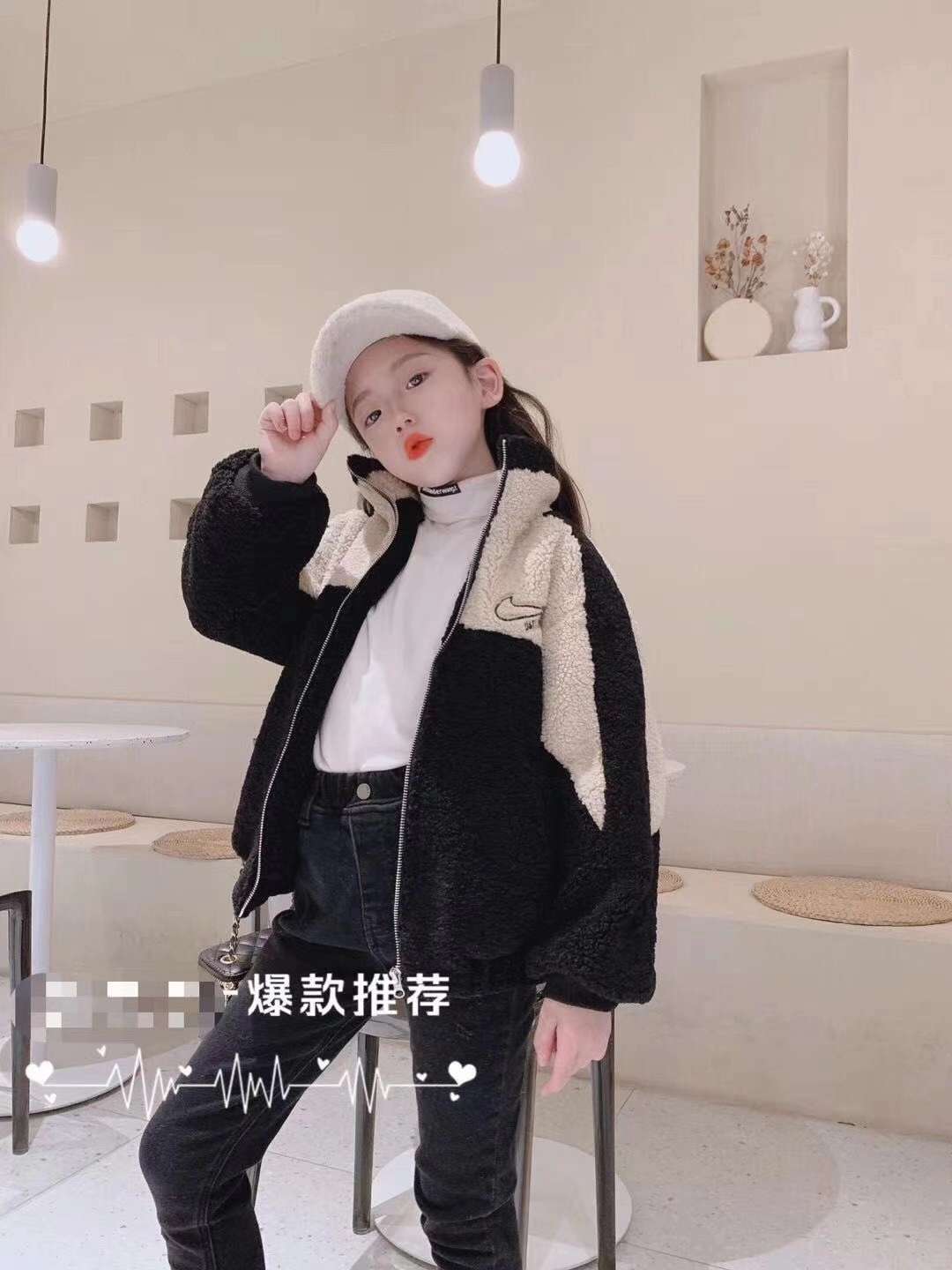 中大童毛毛衣产品图