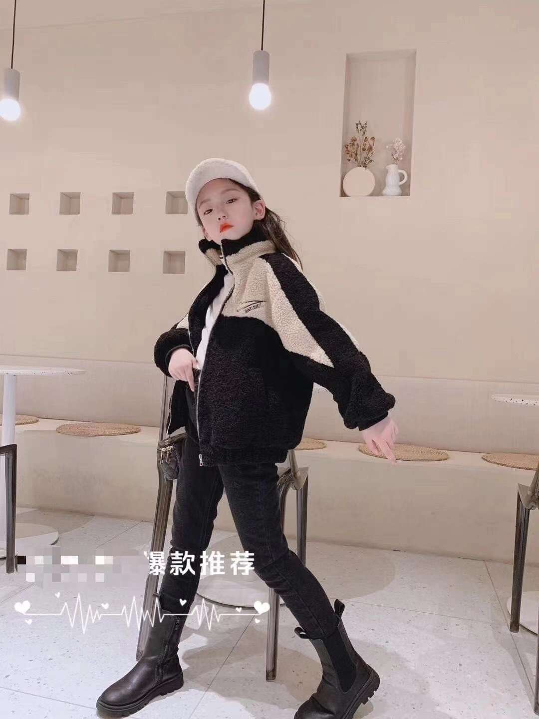 中大童毛毛衣