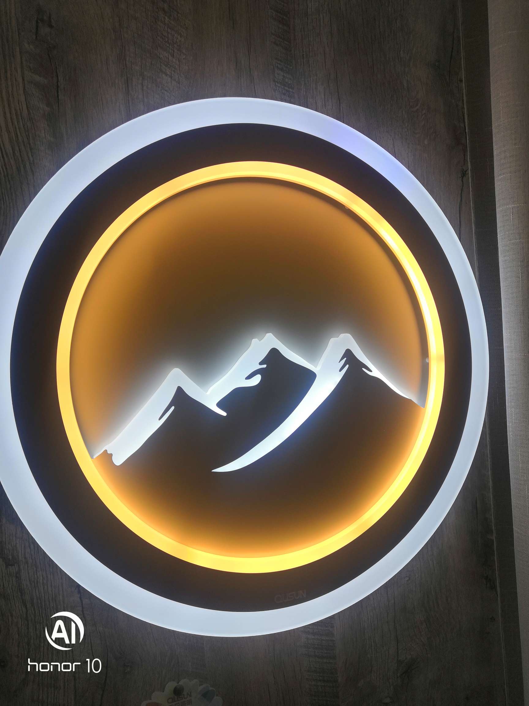 时尚房间卧室灯新款 灯名为 春光雪山客厅灯卧室灯新款简约现代大气灯具组合全屋套餐网红卧室吸顶灯产品图