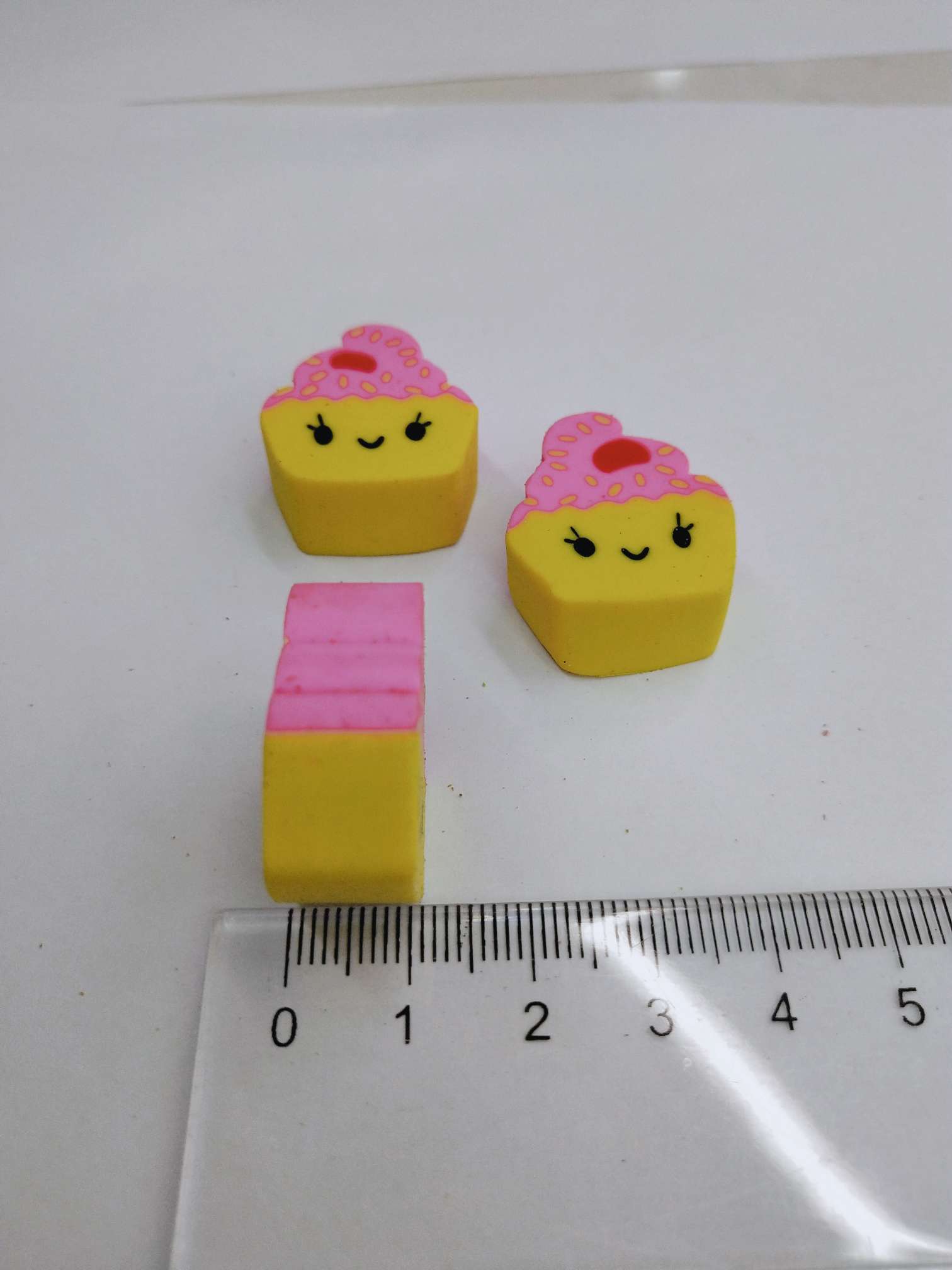 696橡皮擦小学生专用文具擦得干净绘画美术不留痕像皮擦详情图3