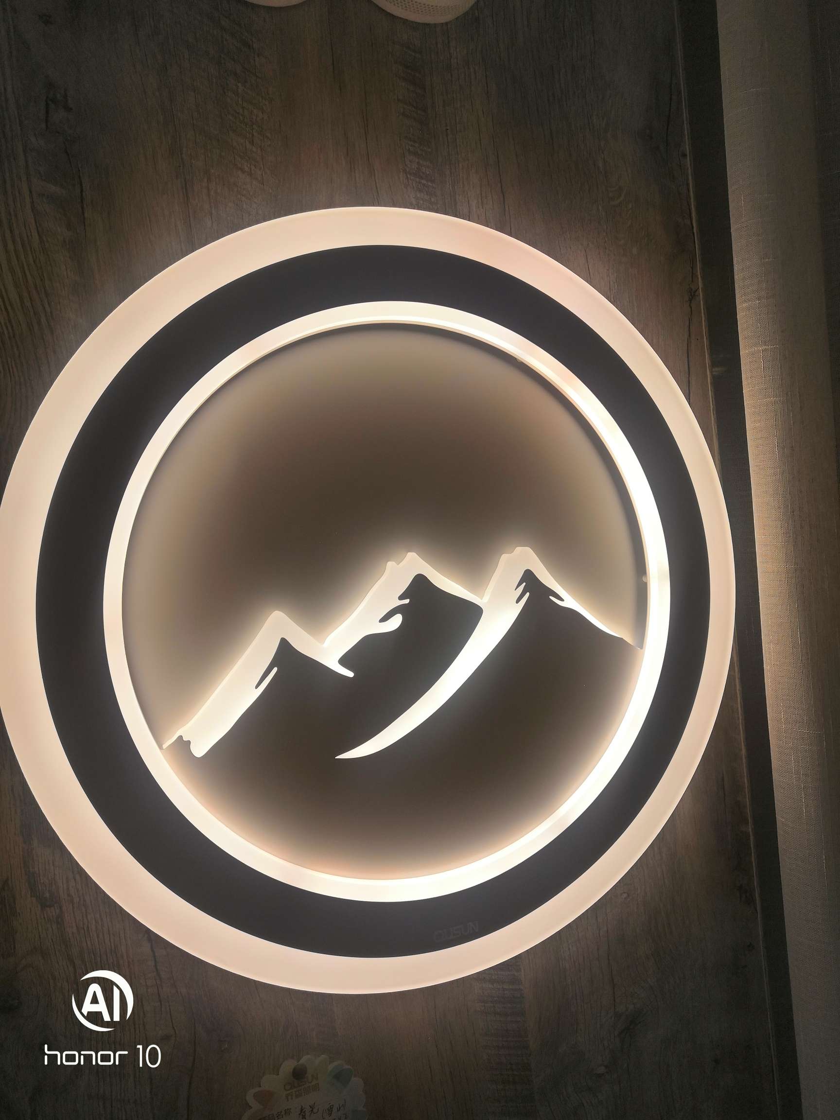 时尚房间卧室灯新款 灯名为 春光雪山客厅灯卧室灯新款简约现代大气灯具组合全屋套餐网红卧室吸顶灯细节图