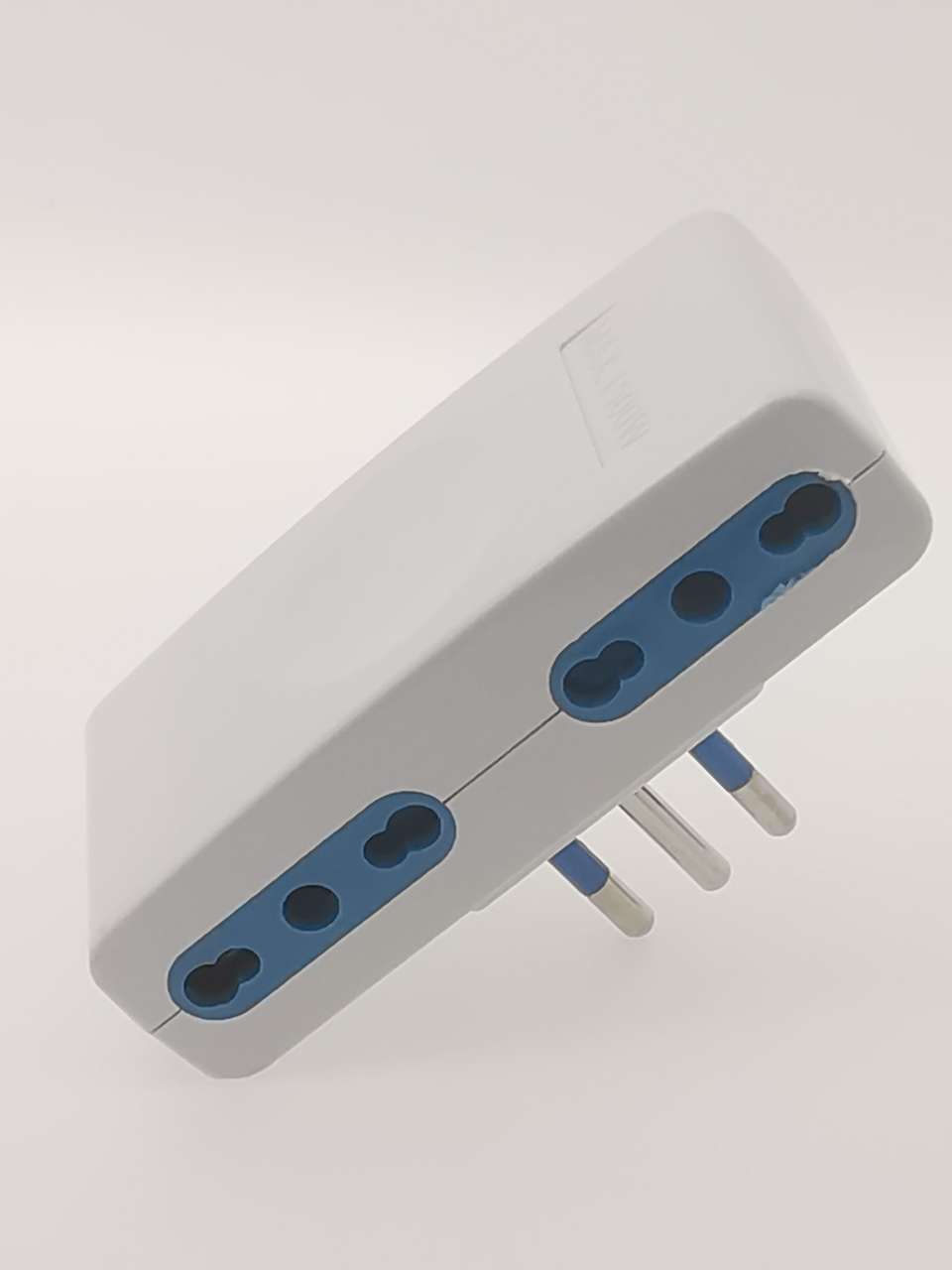 013 Italian conversion plug 10A thumbnail