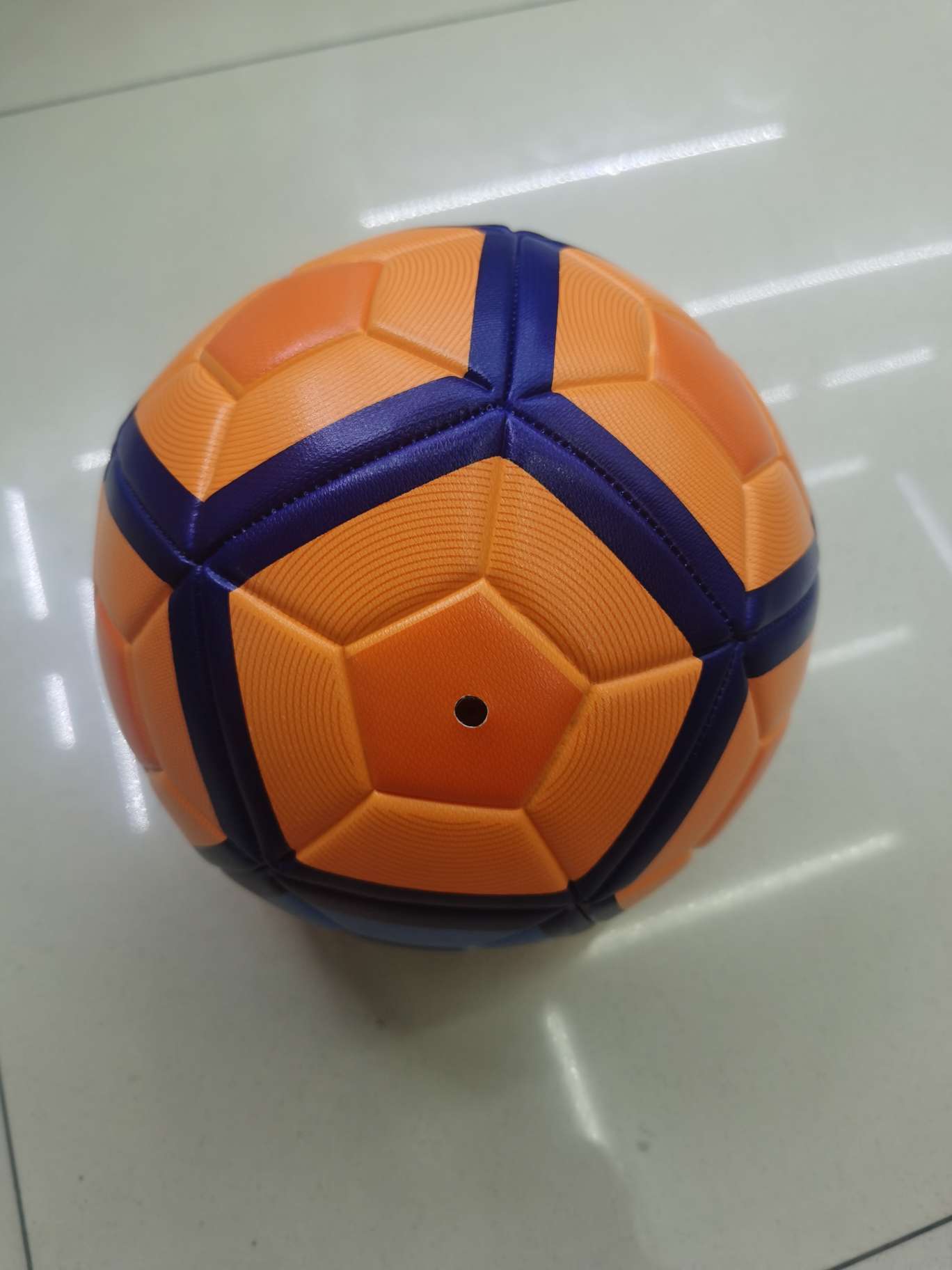 Factory Spot Pu Winding Material 5 Match Football Spot Item Picture