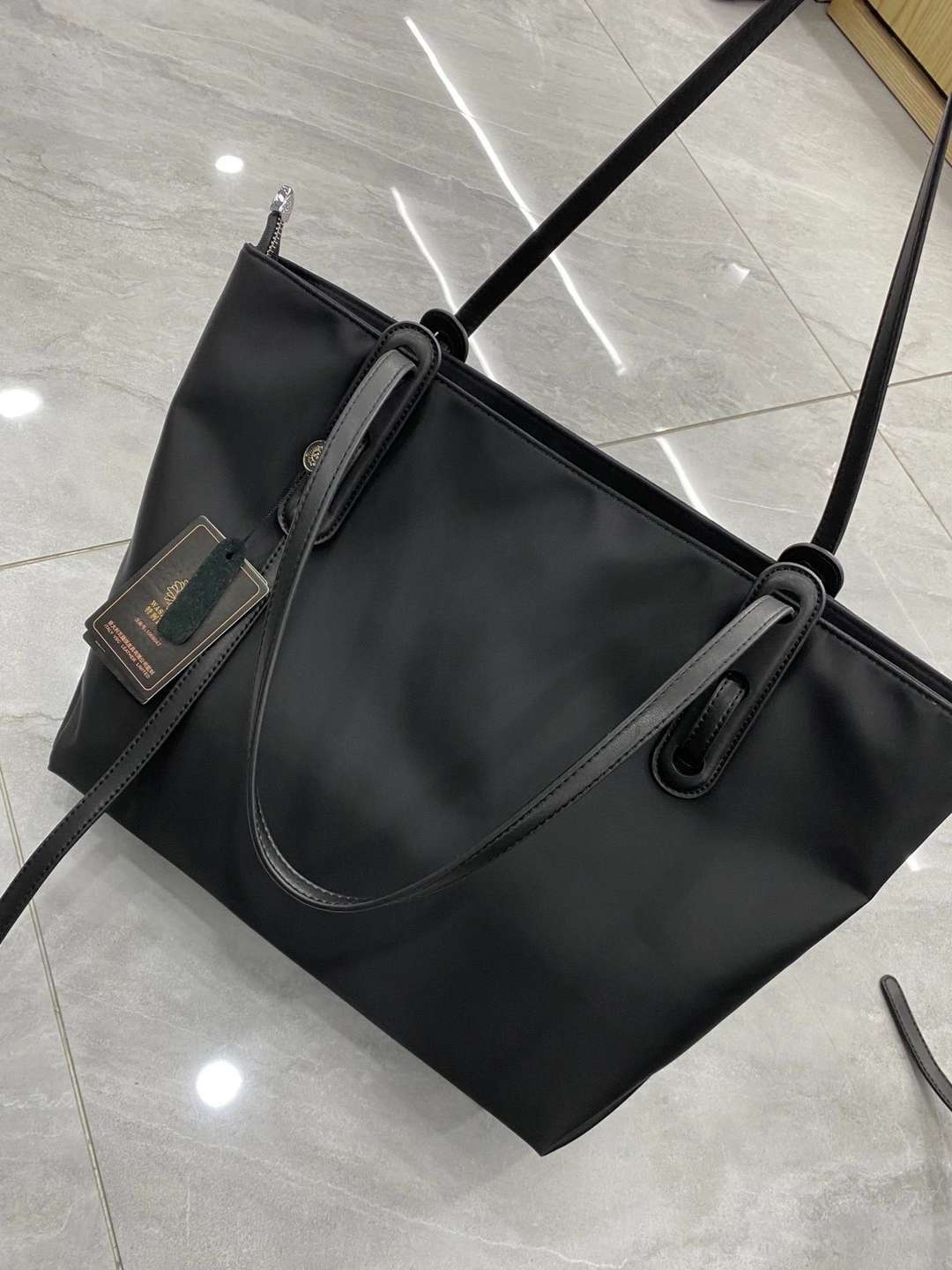 真皮女包实物图