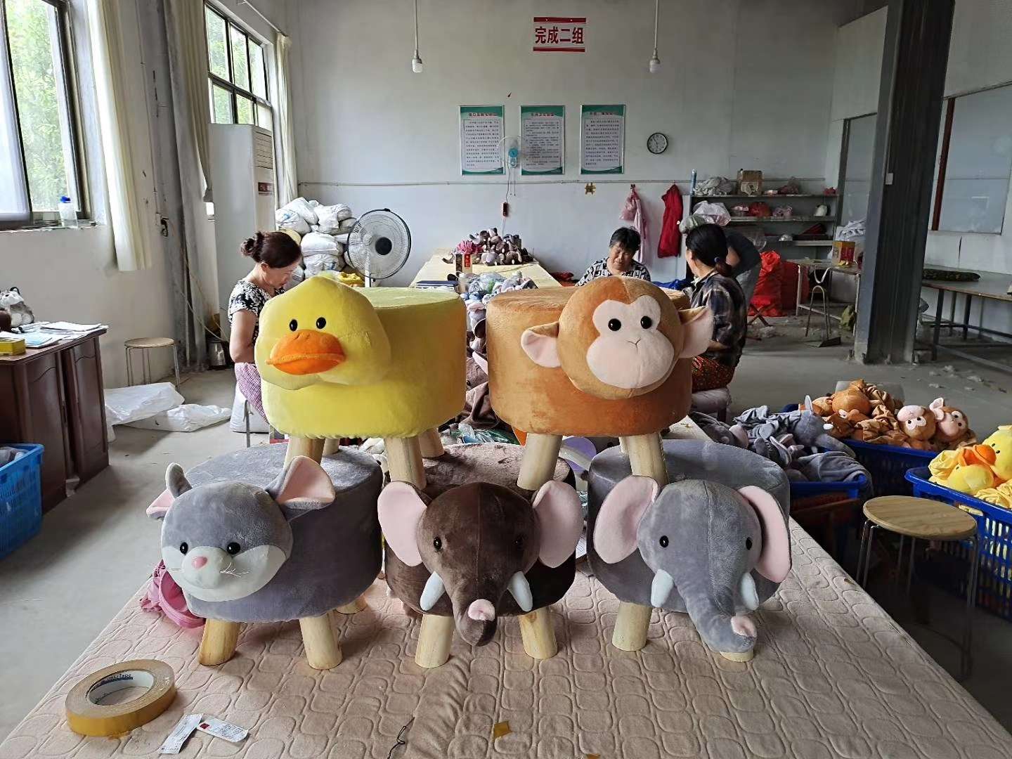 星辰厂家动物凳换鞋凳毛绒凳子小朋友最爱详情5