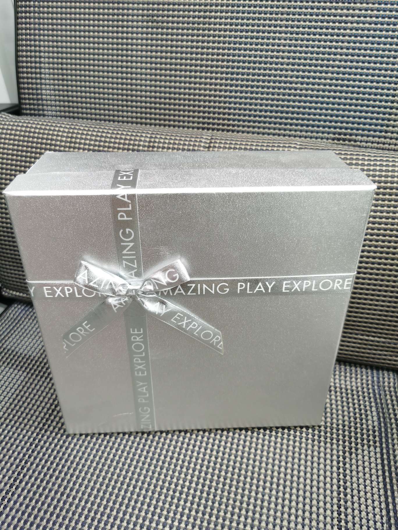 Square three-piece gift box Application Scenario