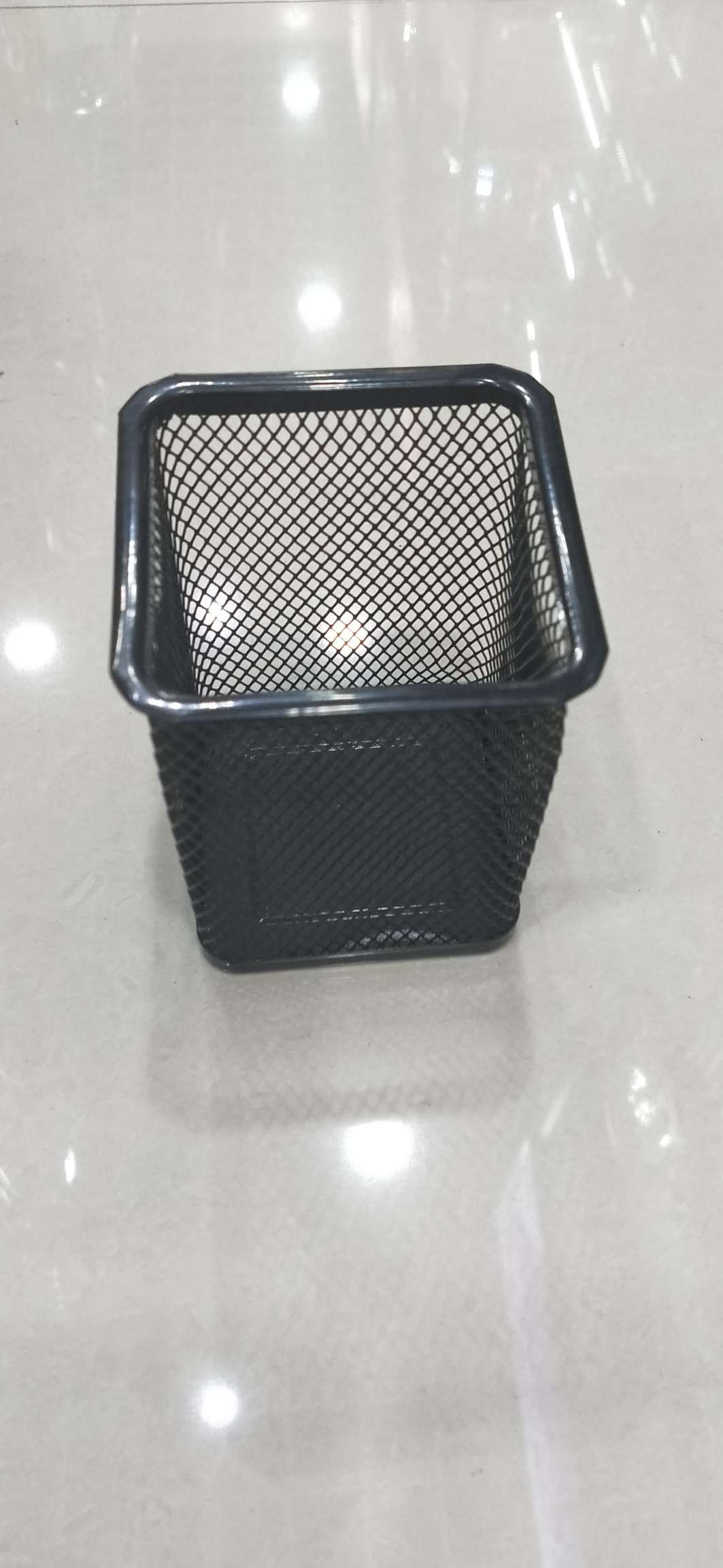 804 iron pen holder