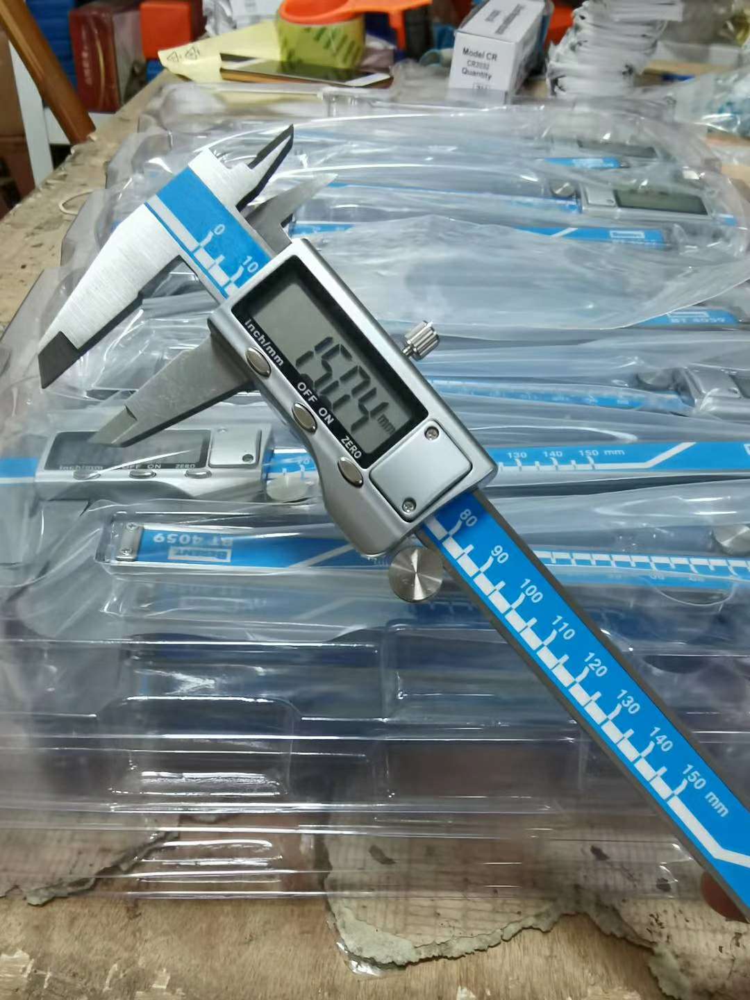 Digital calipers 0-150 thumbnail