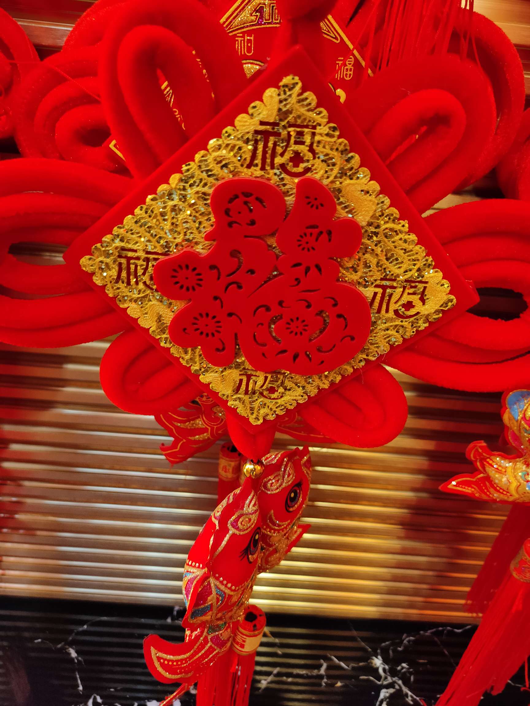 12x12 hollow details Picture