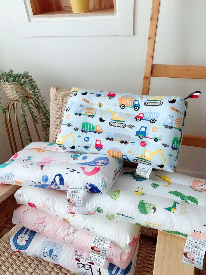 High quality cotton children's pillow thumbnail