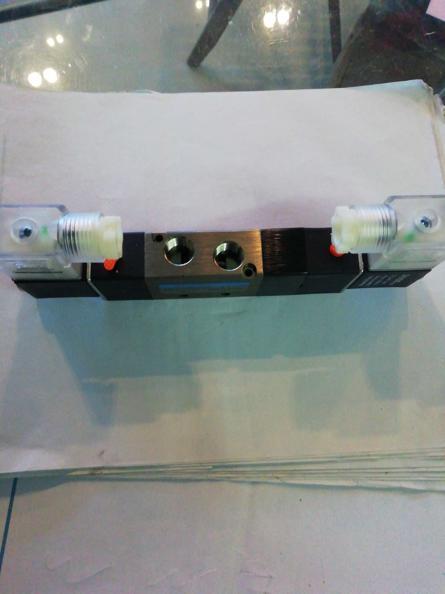Solenoid valve 4V230C-08 details Picture