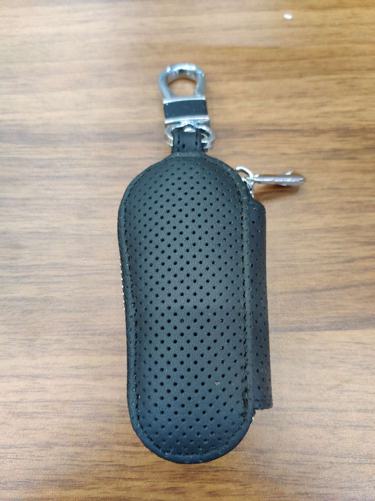 真皮孔钥匙包产品图