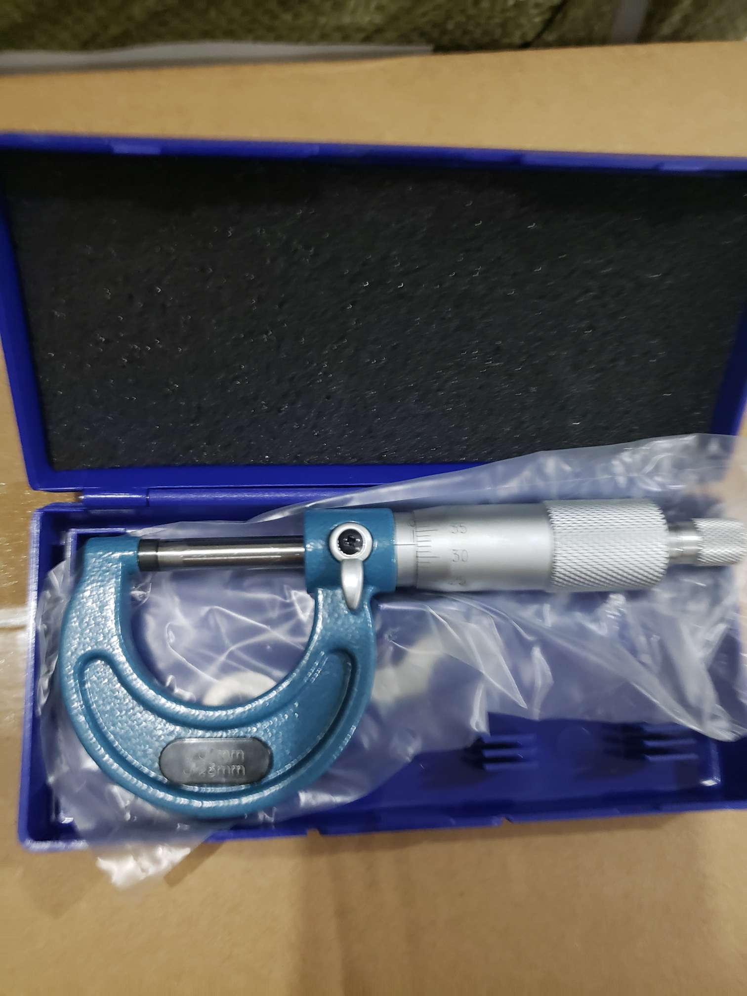 Micrometer 0 to 25 thumbnail