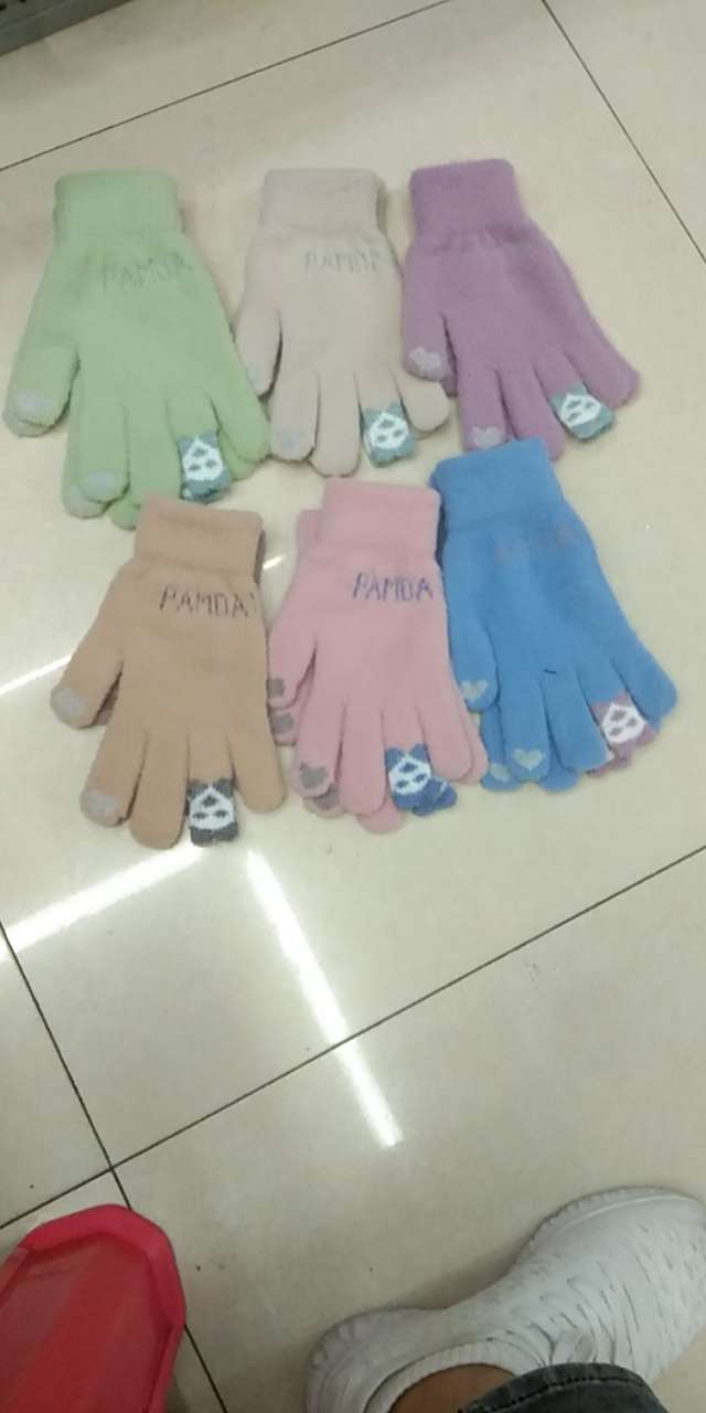 Classic and fashionable online best-selling styles of student gloves, warm gloves and knitted gloves