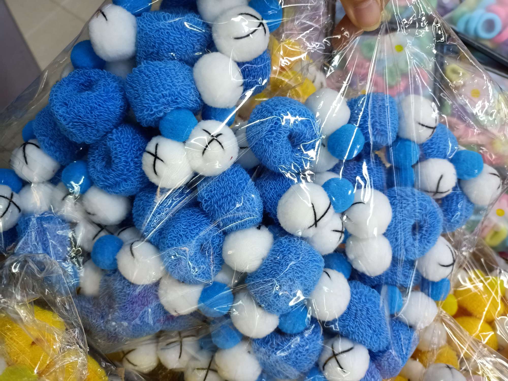 流行饰品。产品图