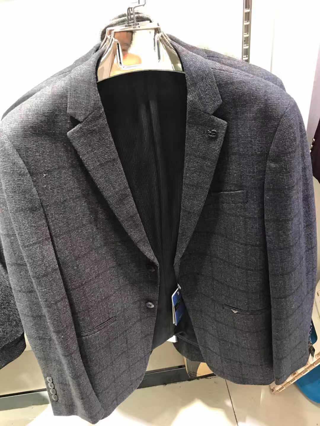 Suit 1