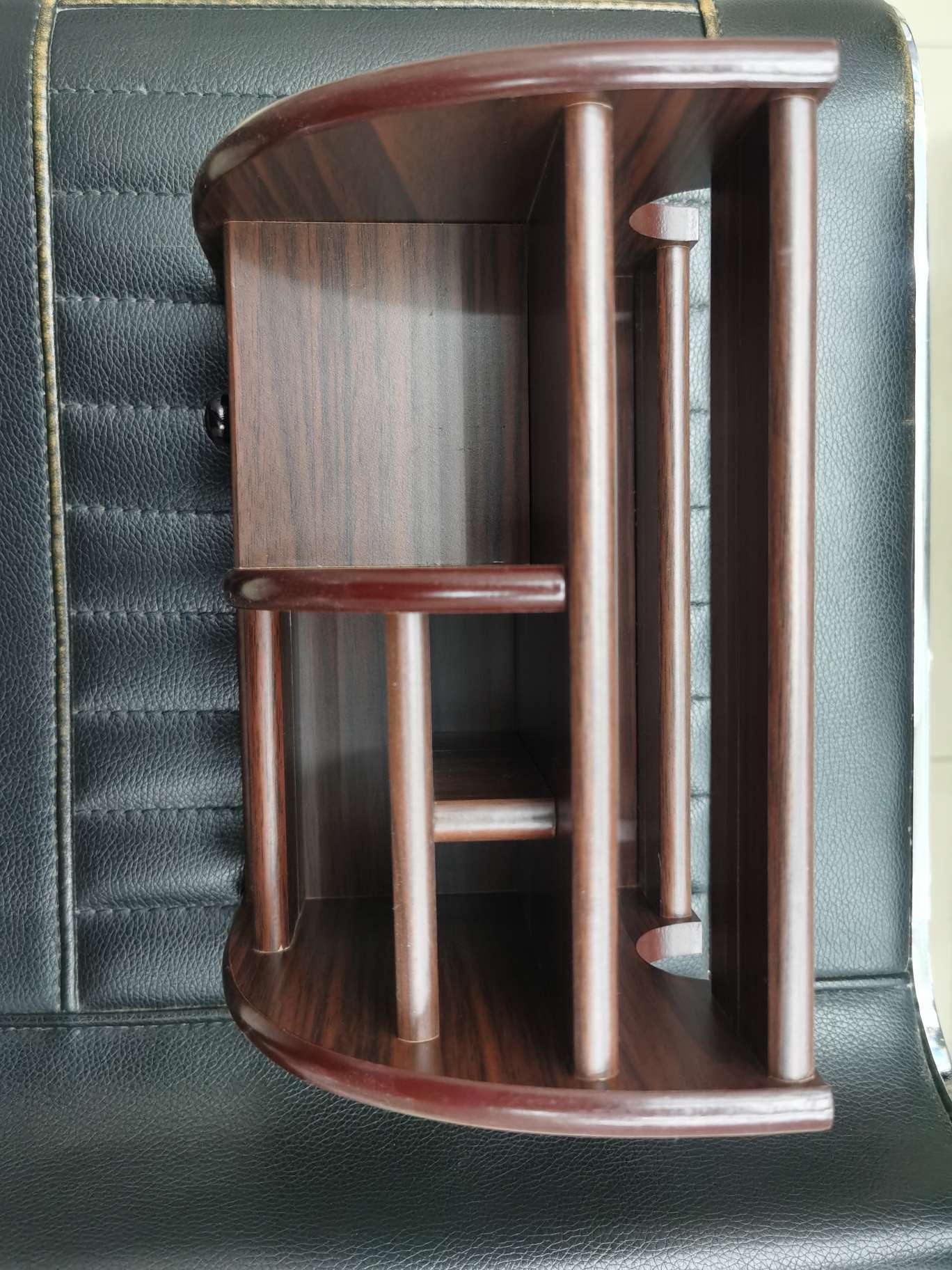 Multi-functional wooden pen holder, creative pen holder, desktop office and study pen holder Application Scenario