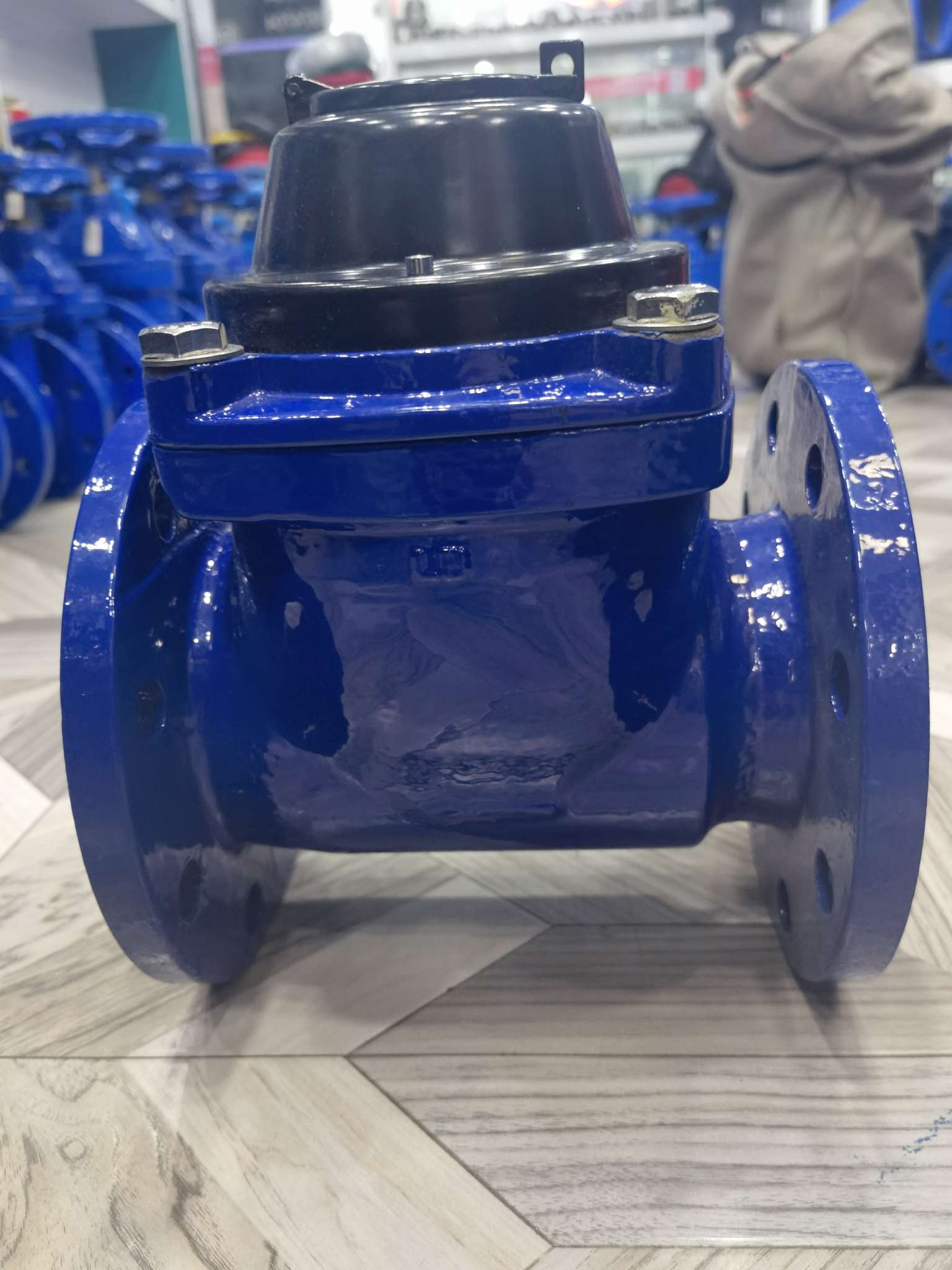 Flange water meter