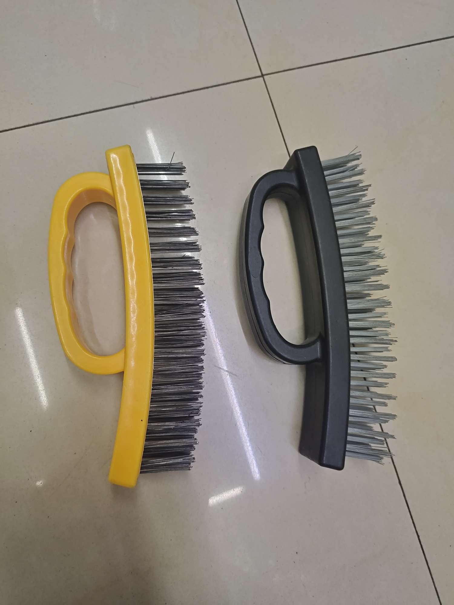 Wire brush with plastic handle thumbnail