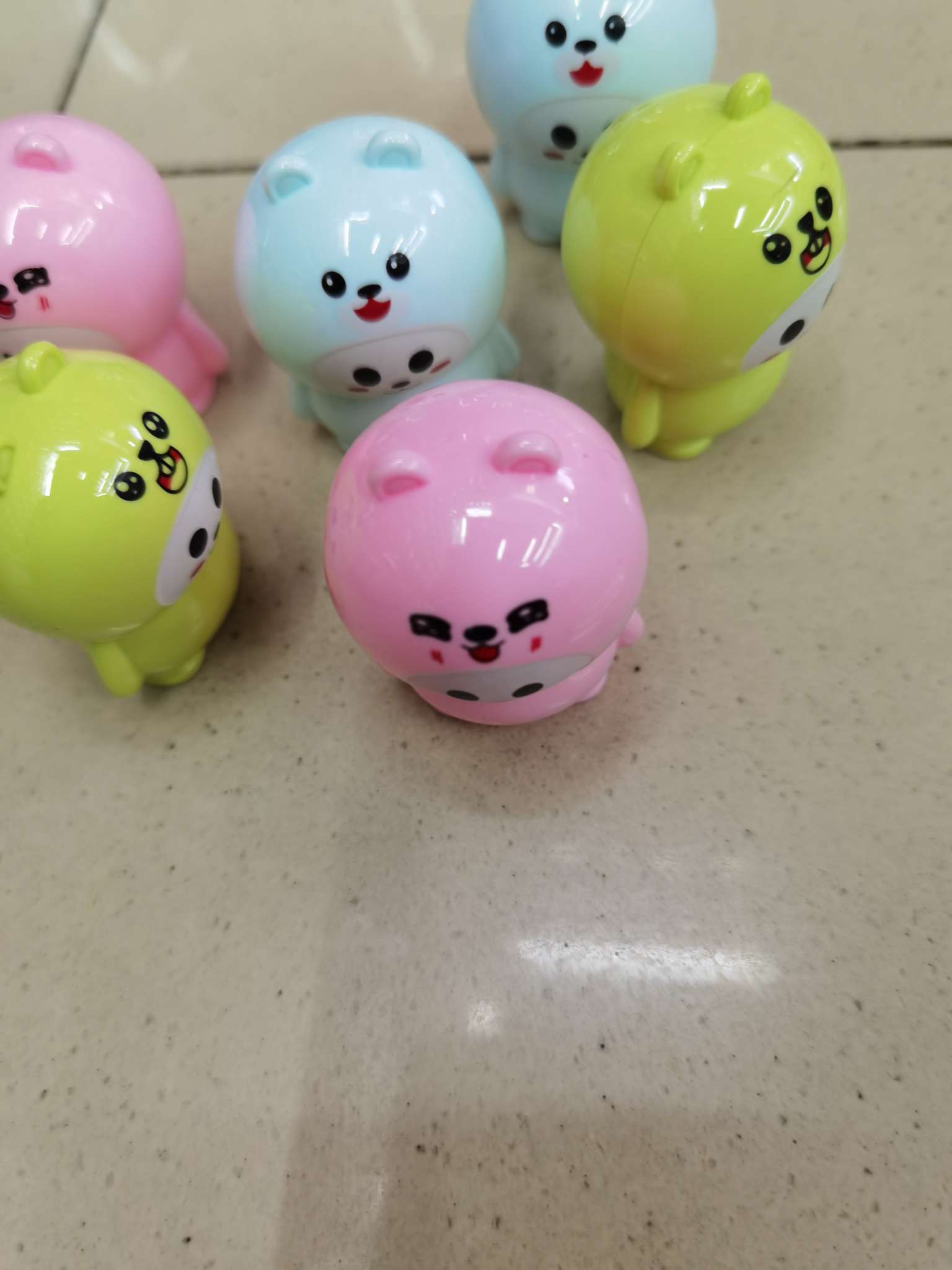 390