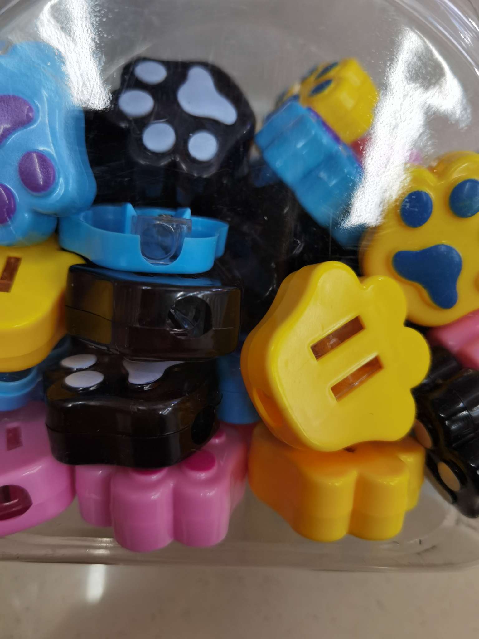 8086
