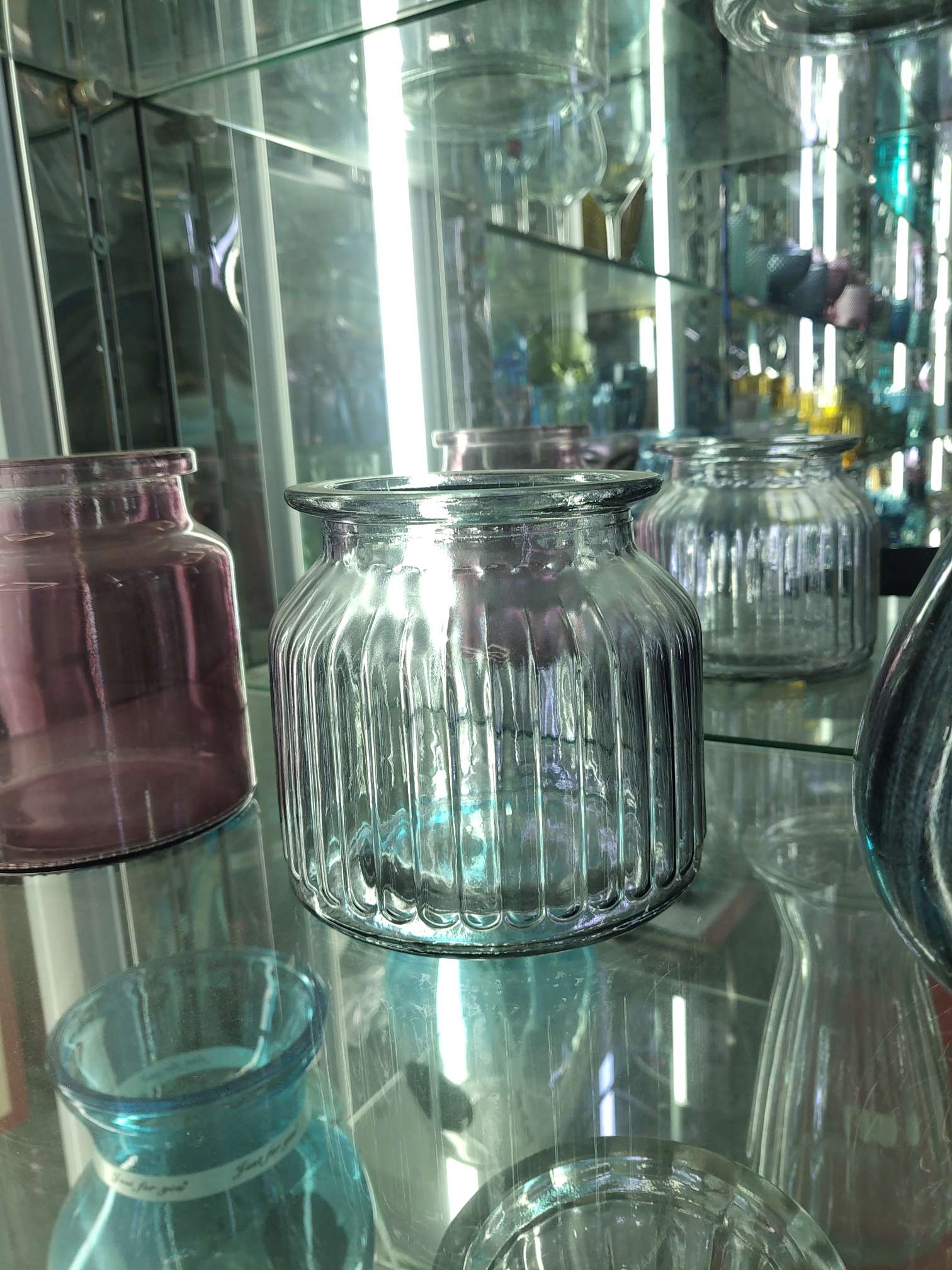 Glass handicrafts, glass vases 25