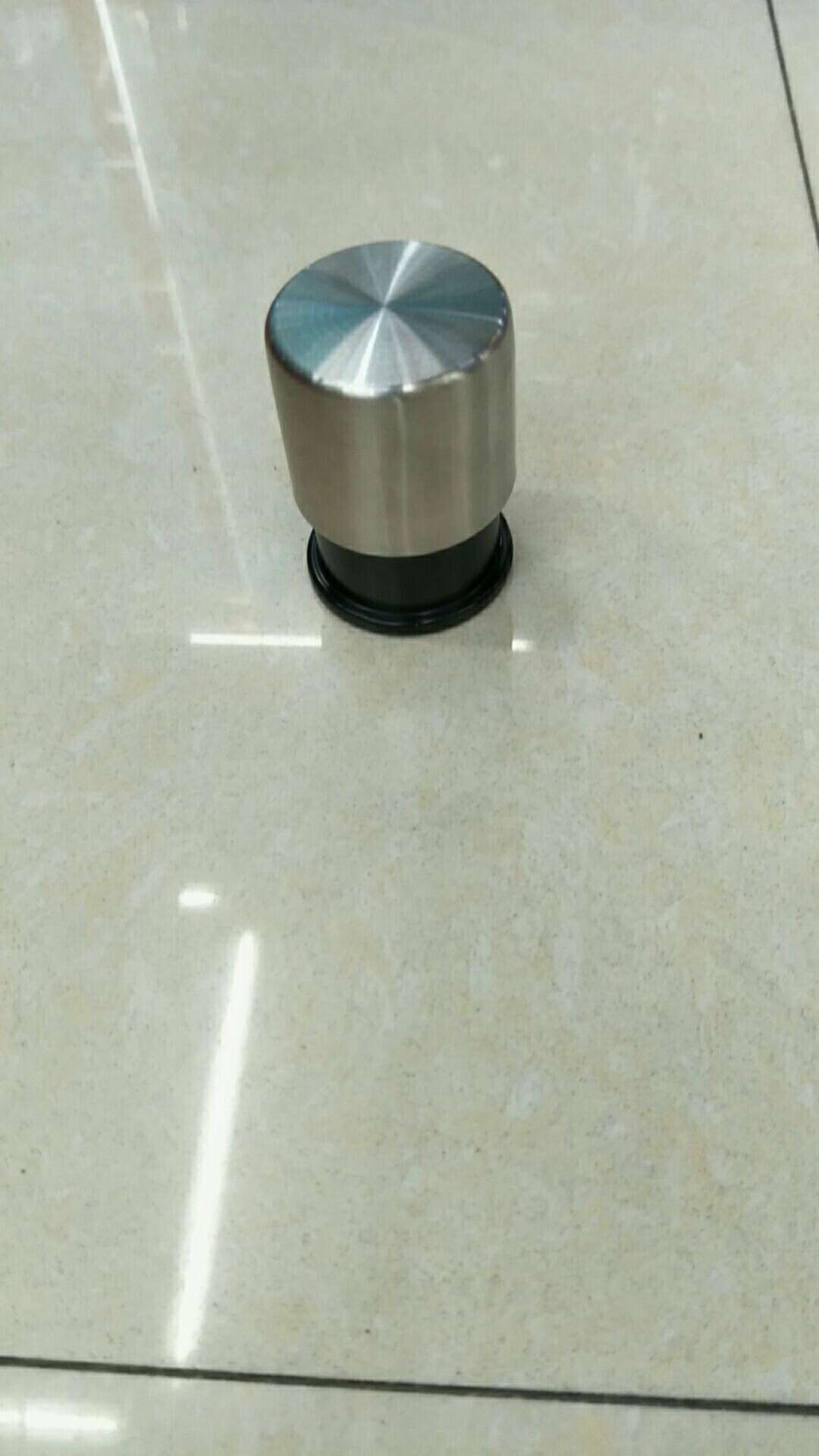 Stainless Steel Vacuum Wine Stopper details Picture