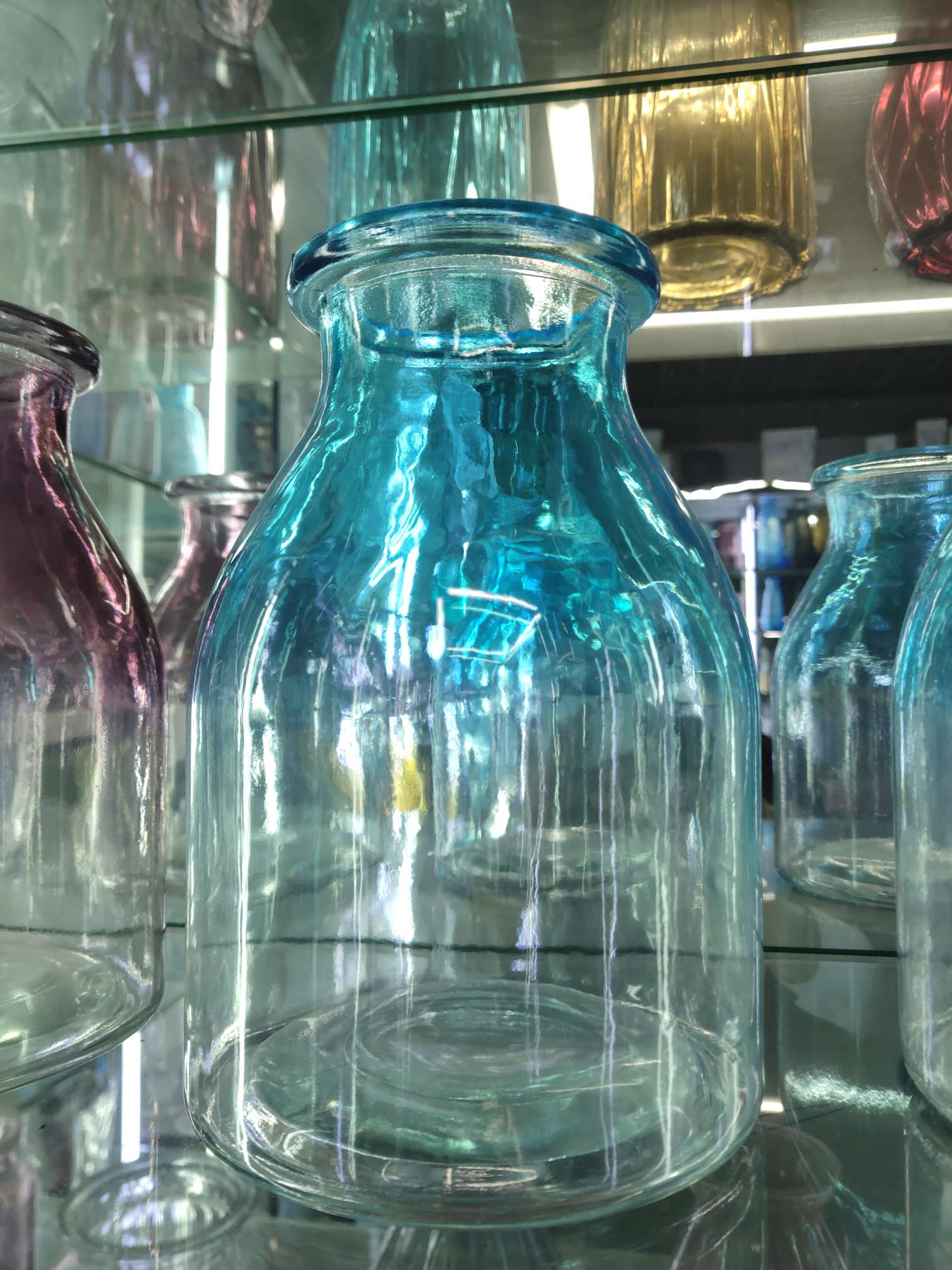 Glass handicrafts, glass vases 19