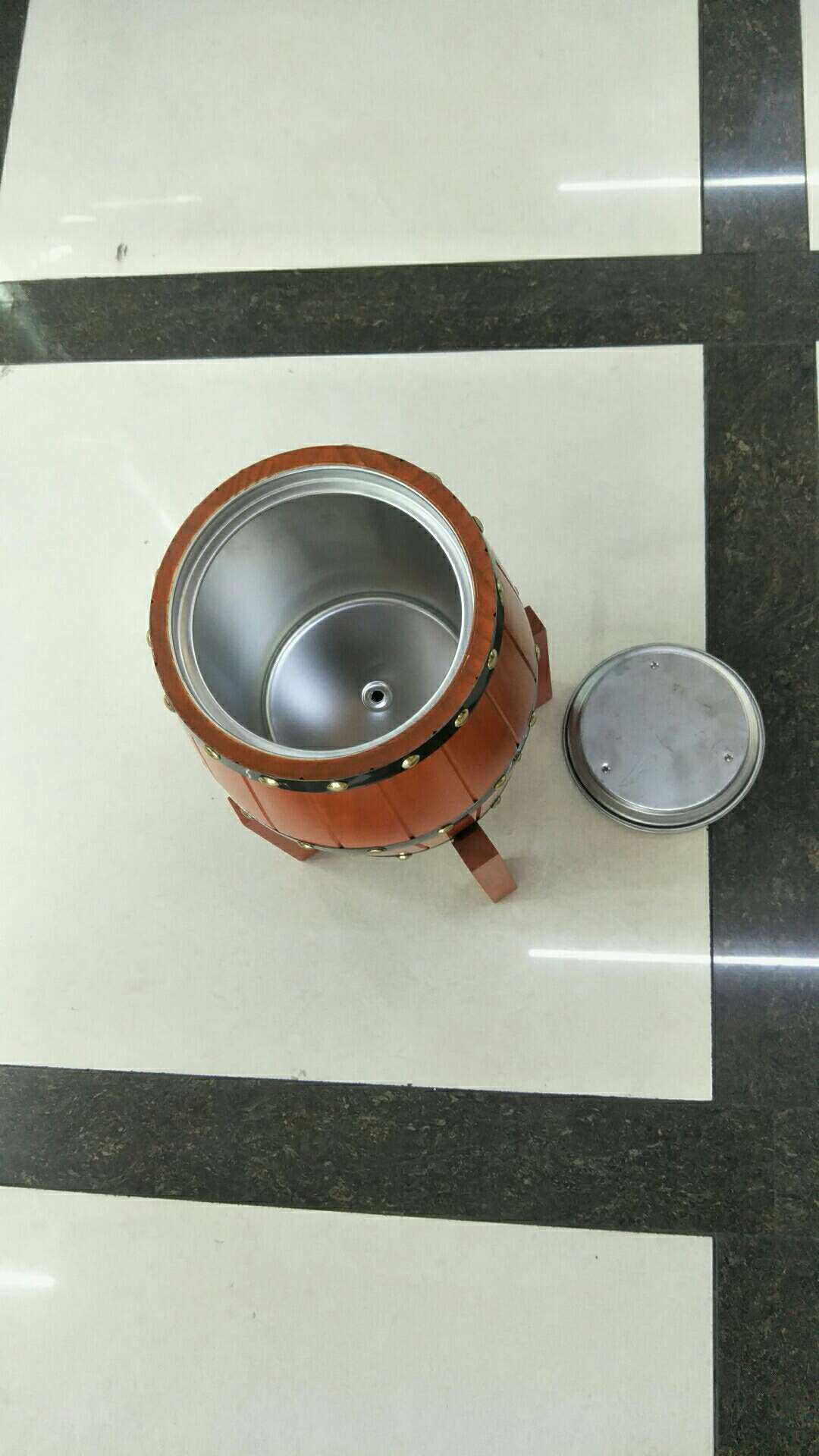 Oak Barrel Beer Machine, Beverage Machine 3L Application Scenario