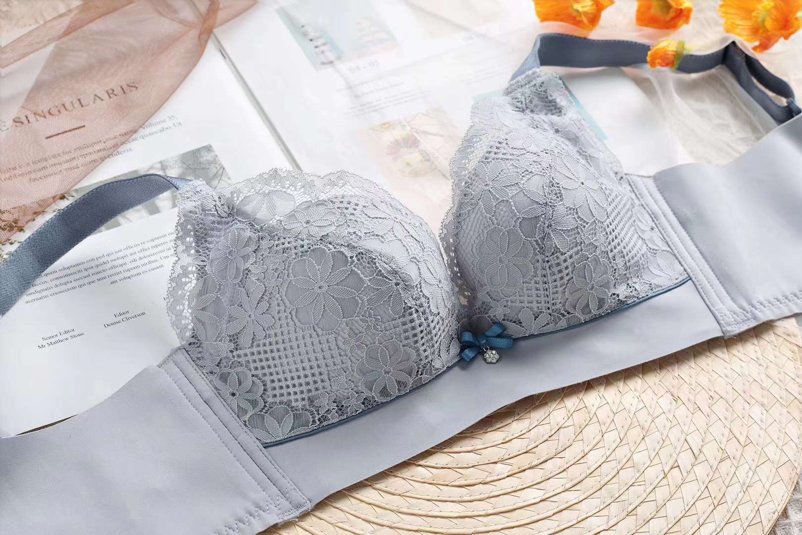 Lingerie women's thickened bra without underwire, adjustable and form-tightening type, enlarging breasts, top support anti-sagging bra 5