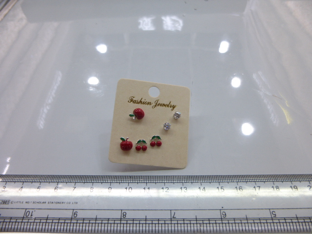 Small stud earrings