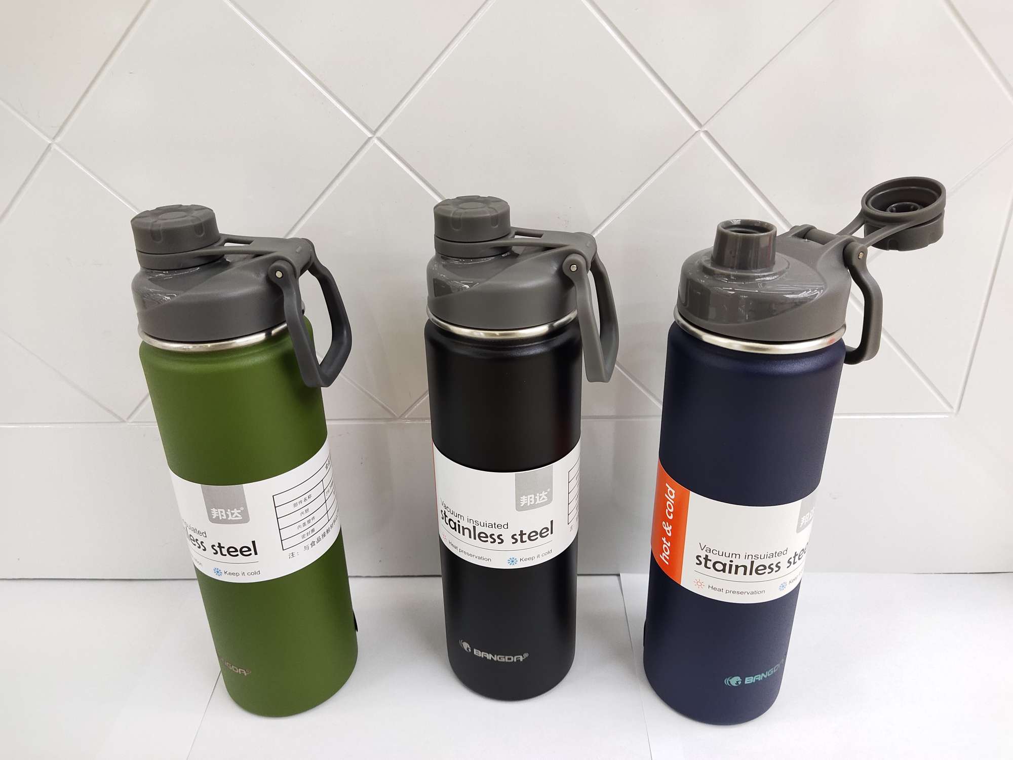 660M vacuum water bottle, insulated cup, student cup, sports cup