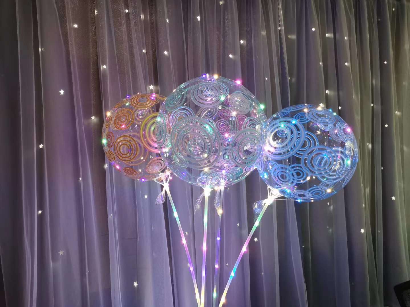 Multilayer circles with full - blown bobs thumbnail