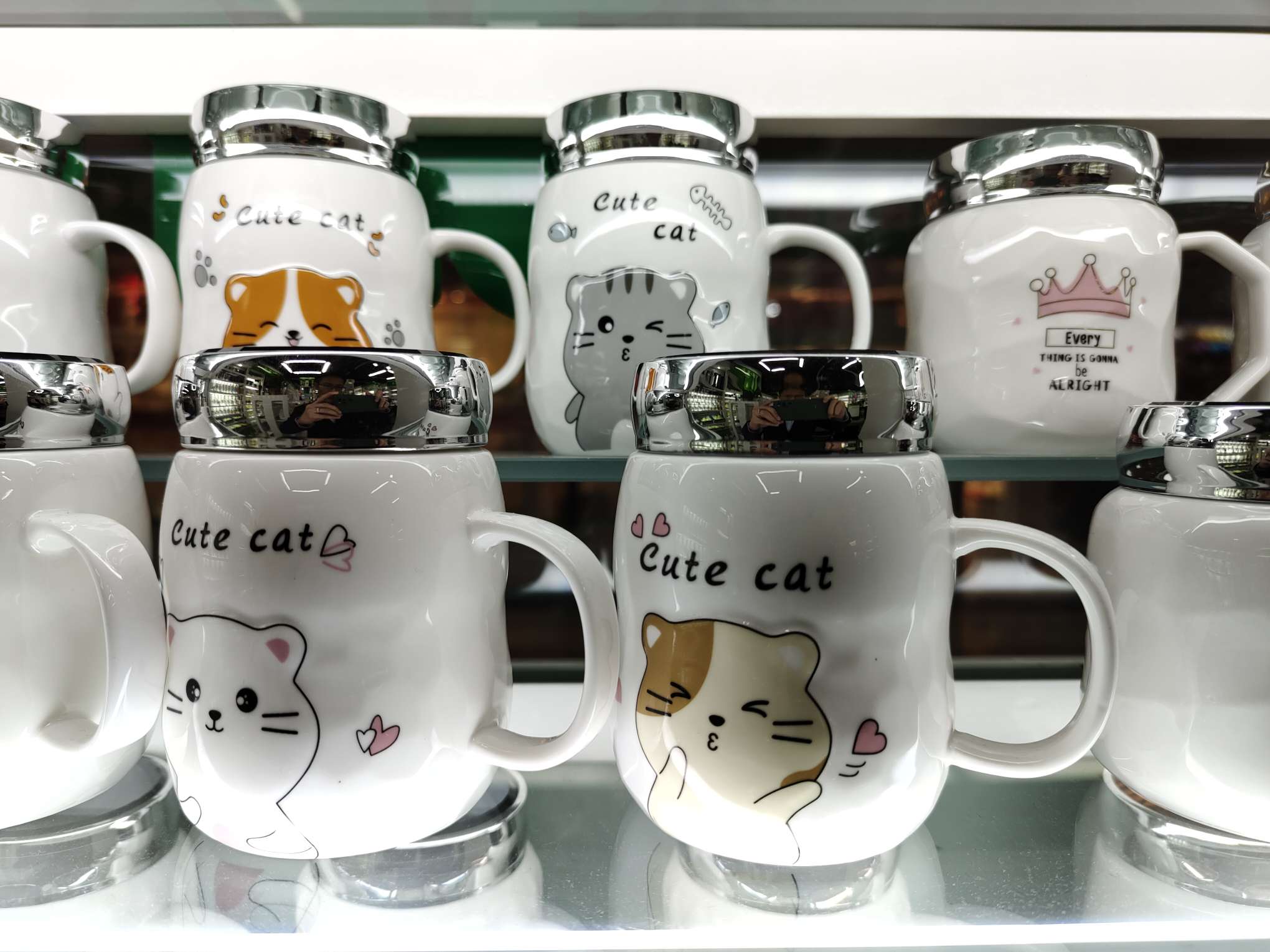 Ceramic drinking cup