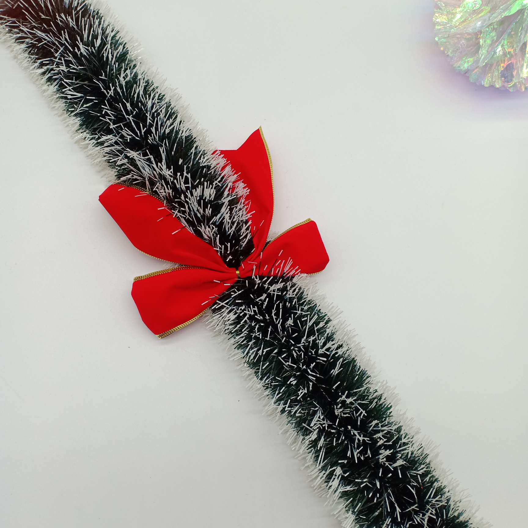 Decoraciones navideñas de tiras de color festivo Specification image