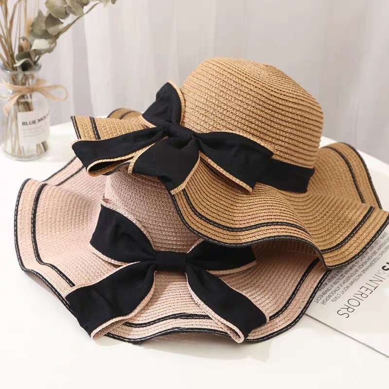 Straw Hat With Lotus Bow details Picture