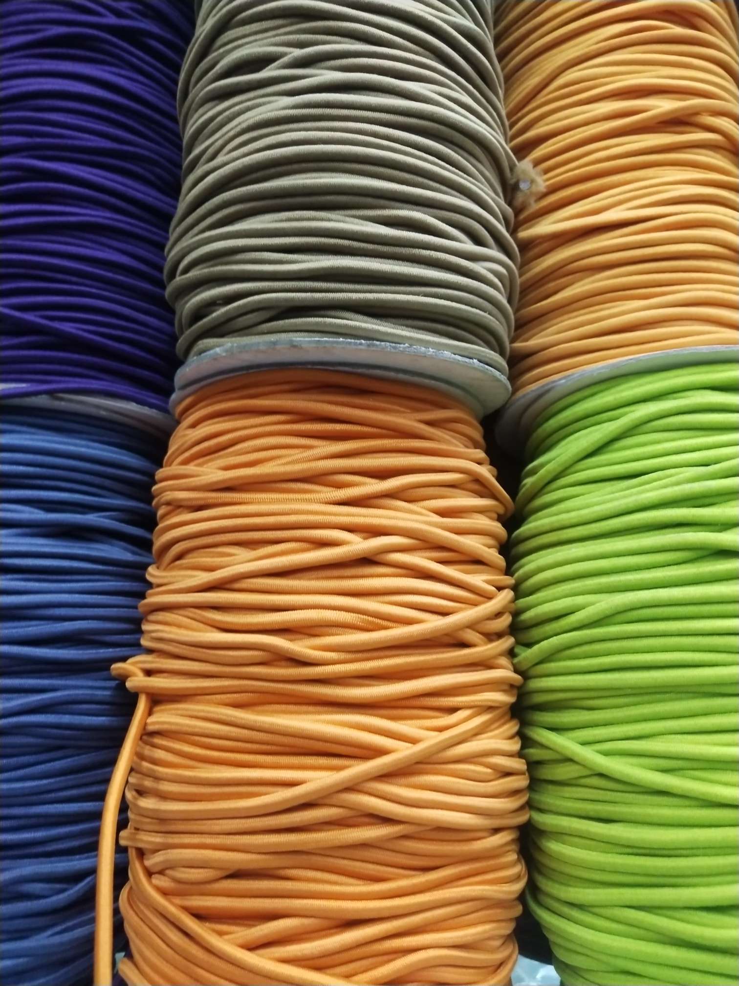 Round And Tight, Color 200 Colors, 2.5Mm, 3.0Mm Application Scenario