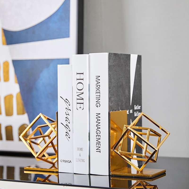 北欧风轻奢金属工艺品创意家居客厅玄关酒柜装饰品摆件17