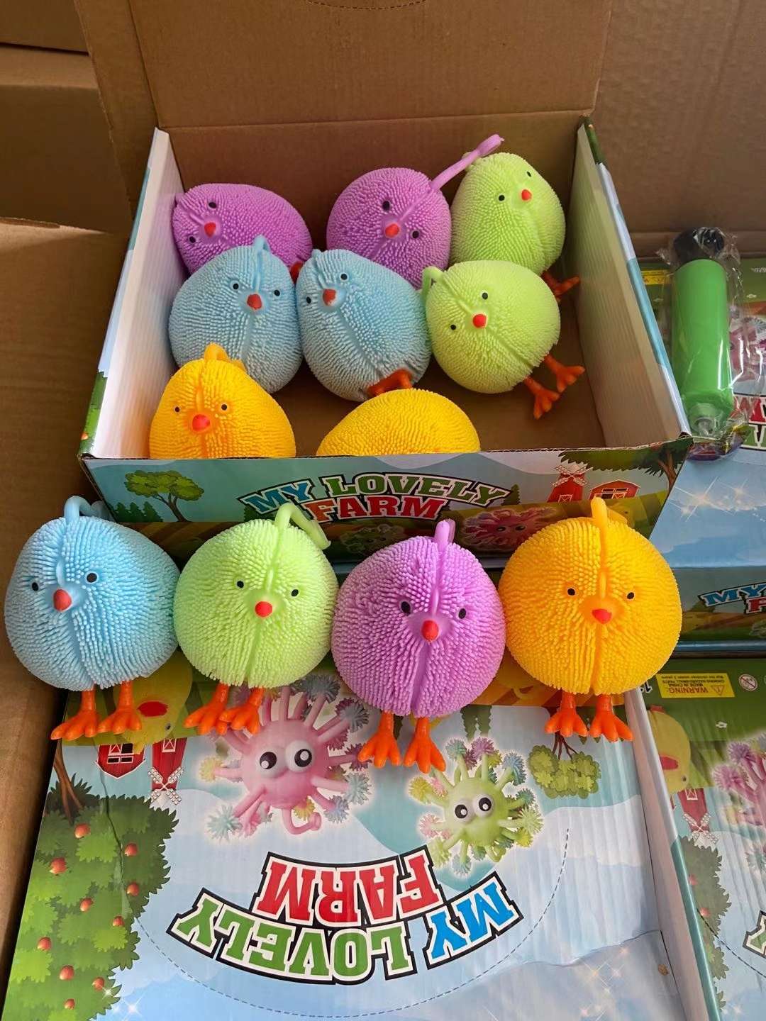 Vent decompression ball color macaroon big chicken flash toy thumbnail