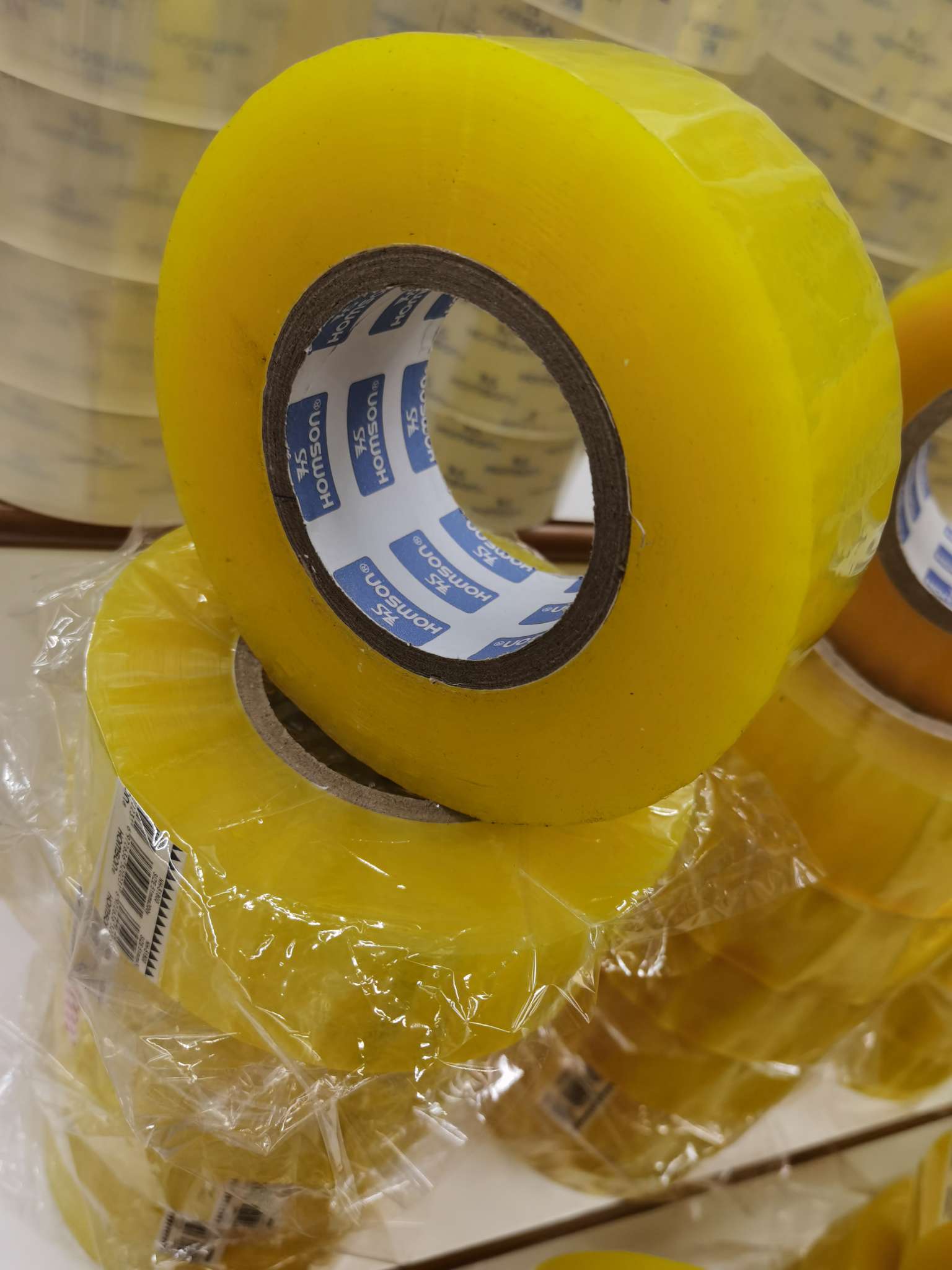 4.5宽900克封箱胶带