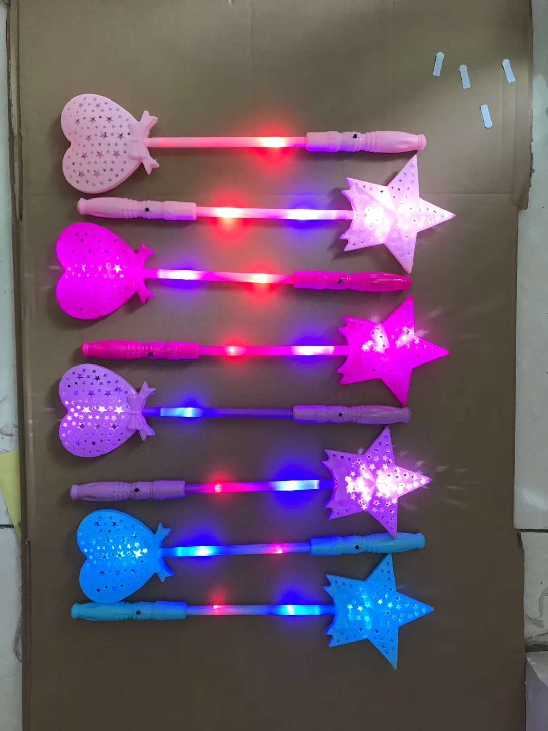 闪光镂空爱心棒