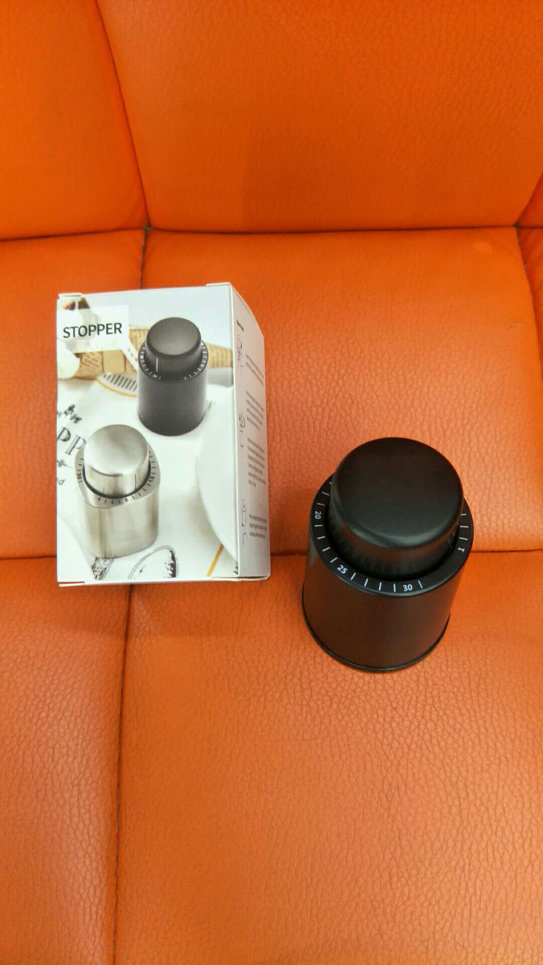 Vacuum Wine Plug