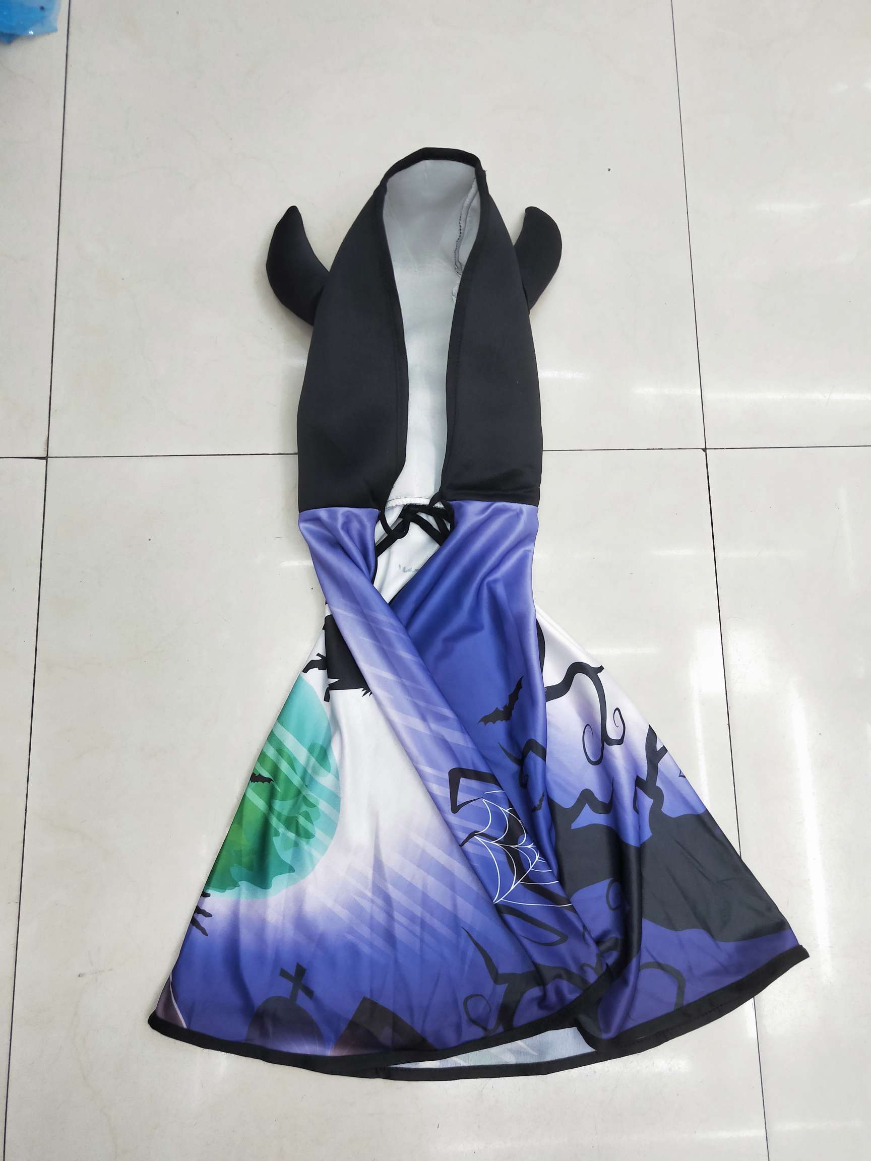 Halloween children's cape