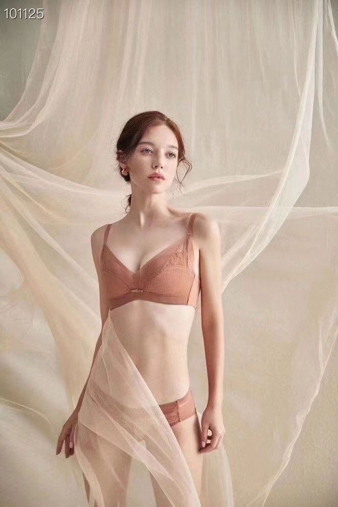 美月馨内衣女无钢圈小胸聚拢文胸女士薄款蕾丝6
