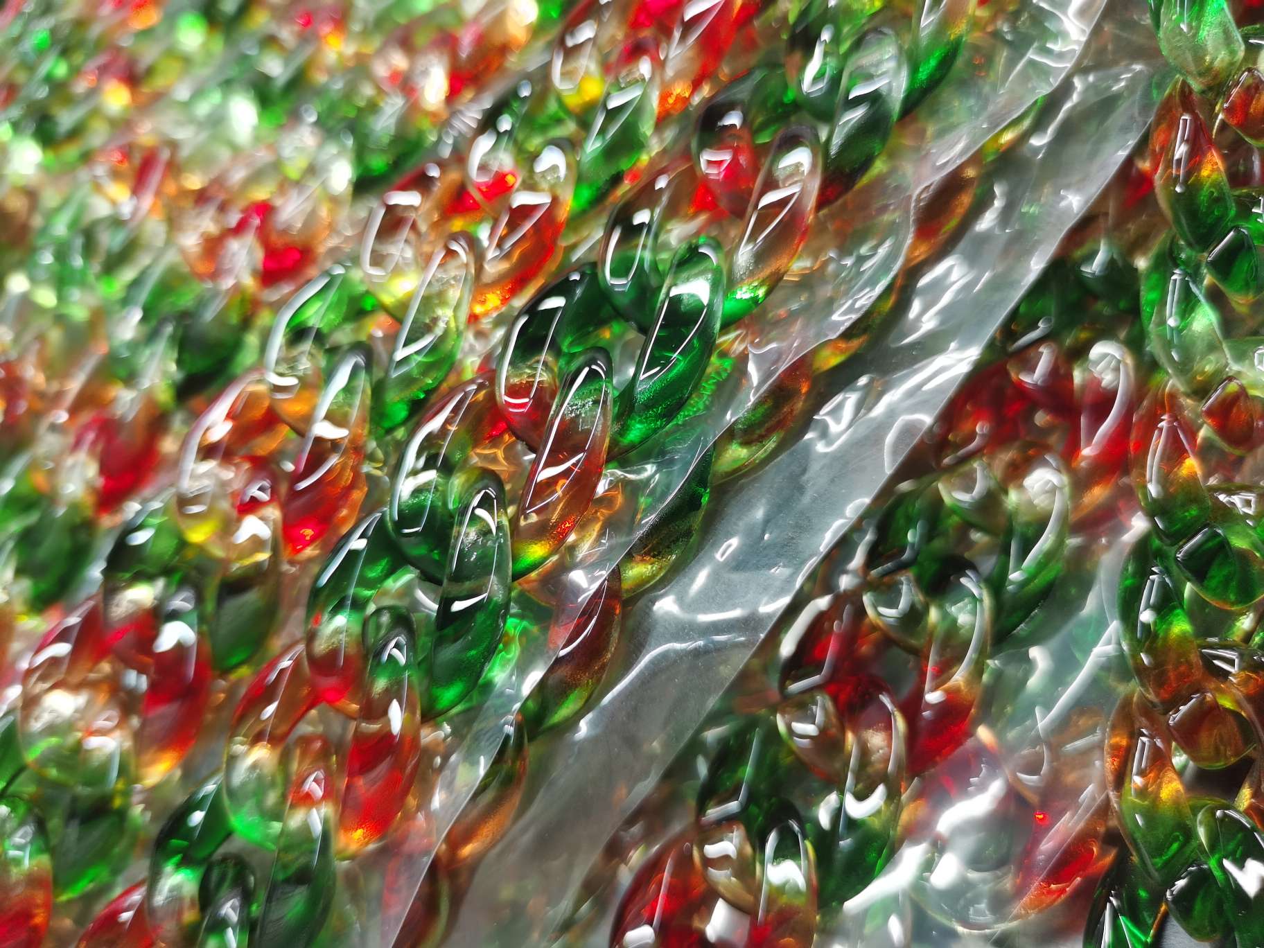 Gradient color chain