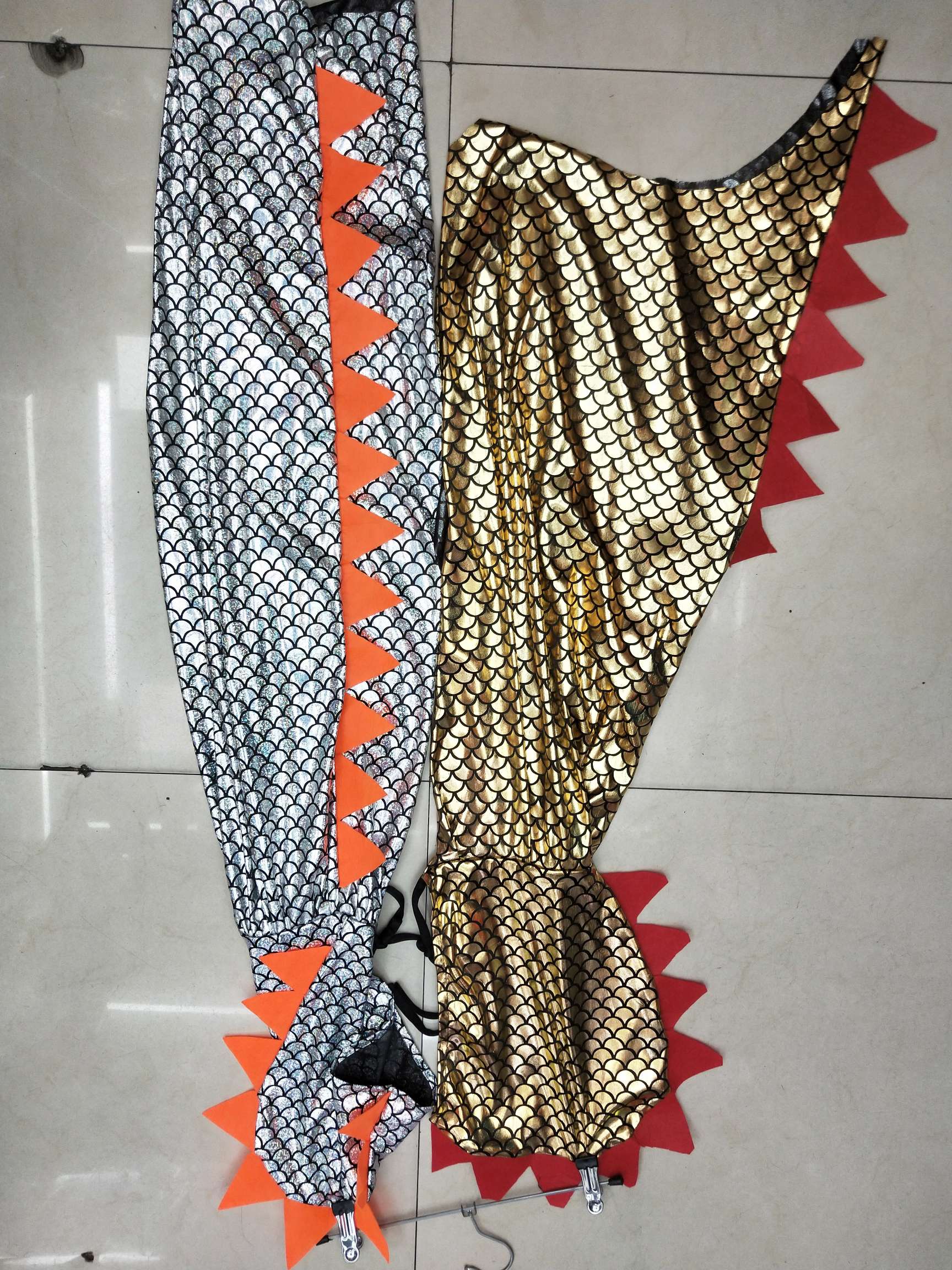 儿童恐龙披风