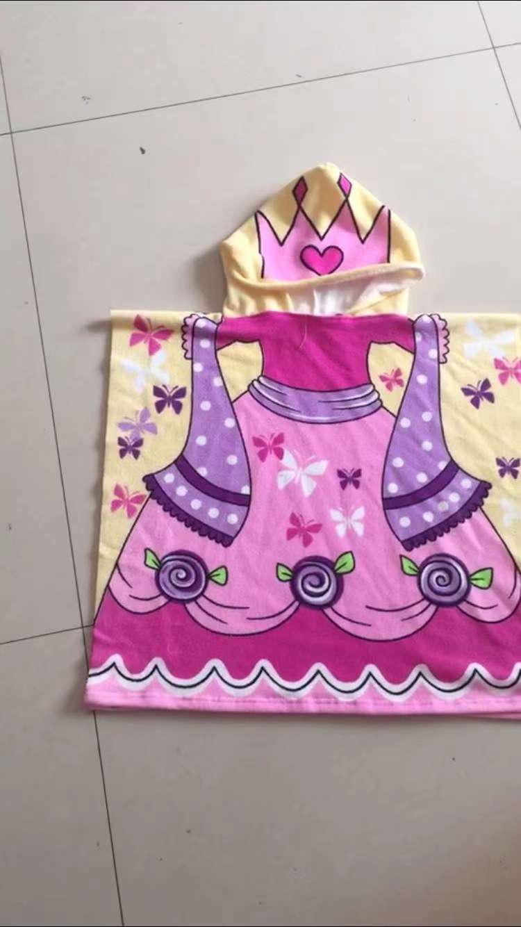 Children's cape details Picture