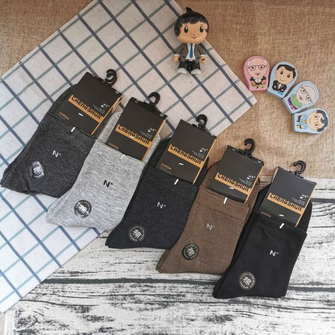 涤棉地摊袜子 户外休闲男祙 跑量款商务袜子 外贸男袜详情图6